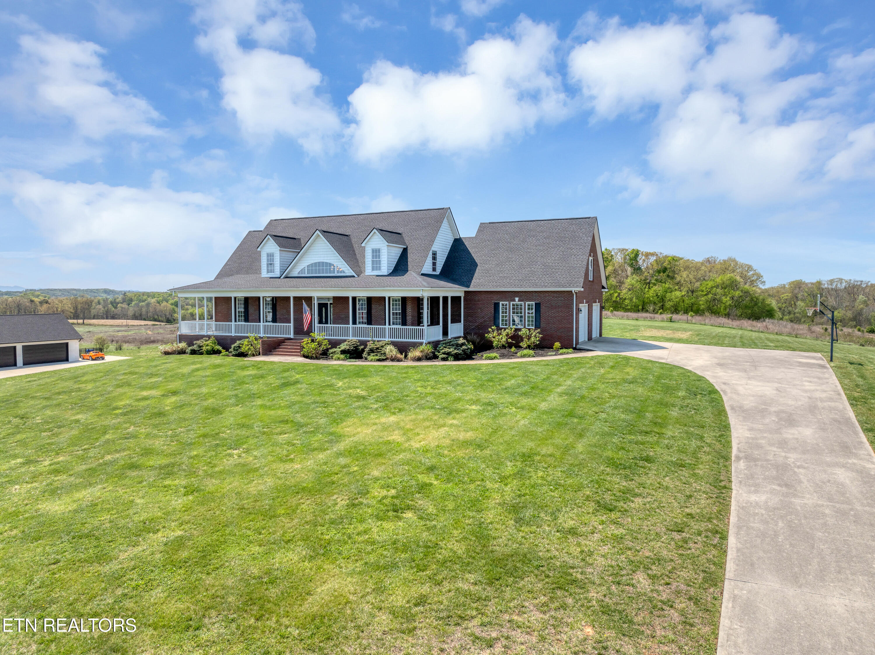 765 Longview Drive Greenback TN 37742