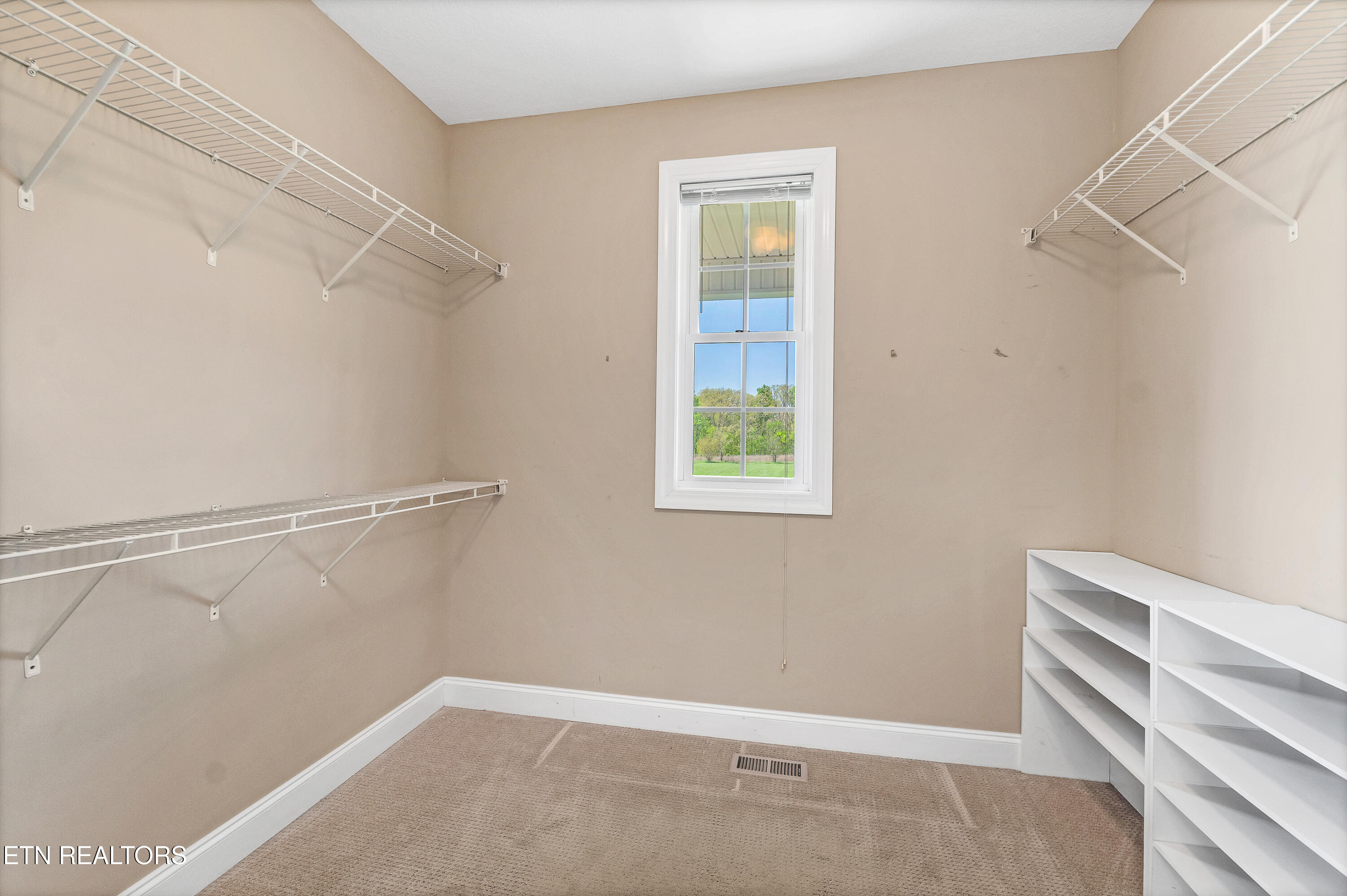 765 Longview Drive Greenback TN 37742