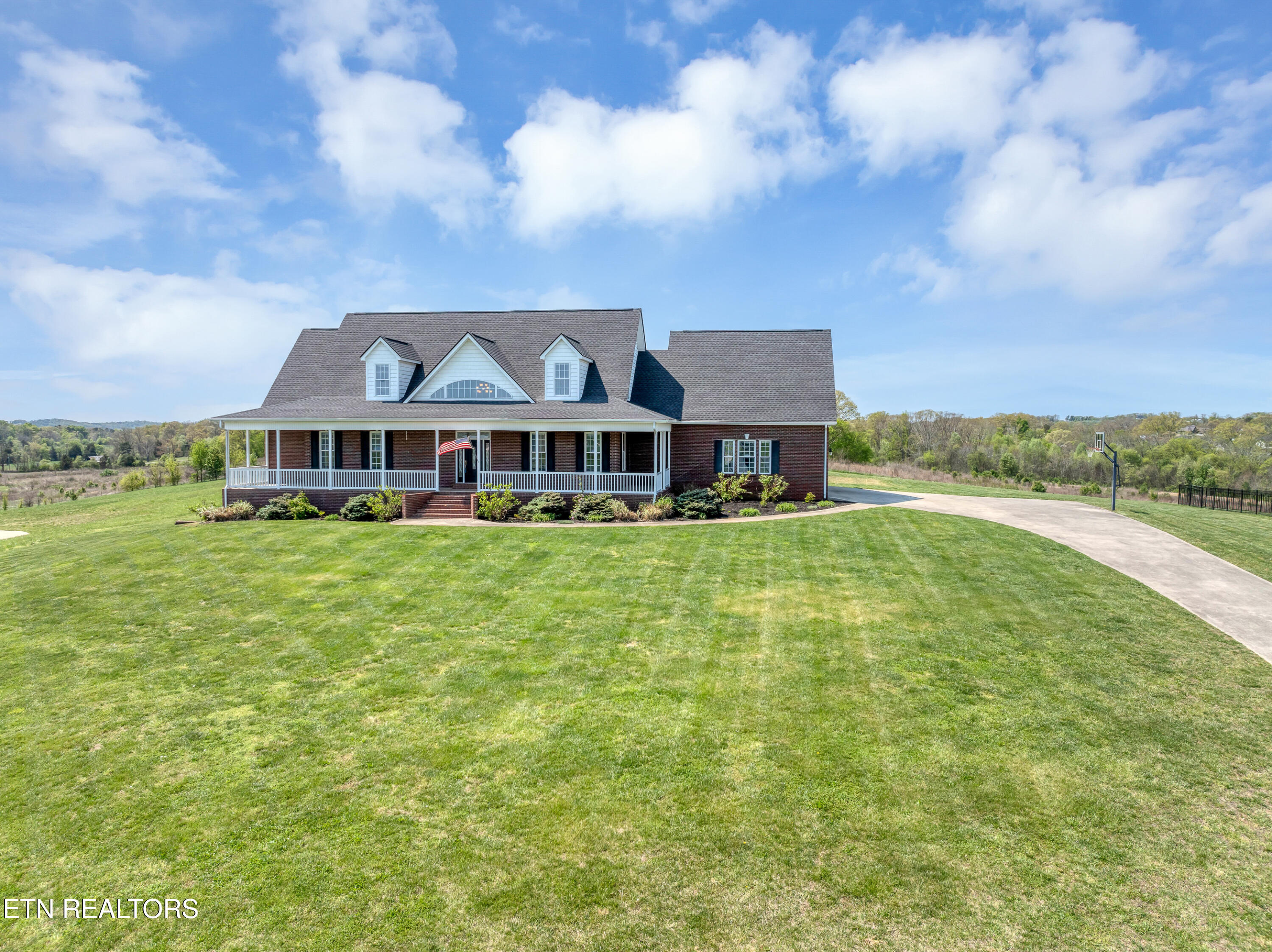 765 Longview Drive Greenback TN 37742