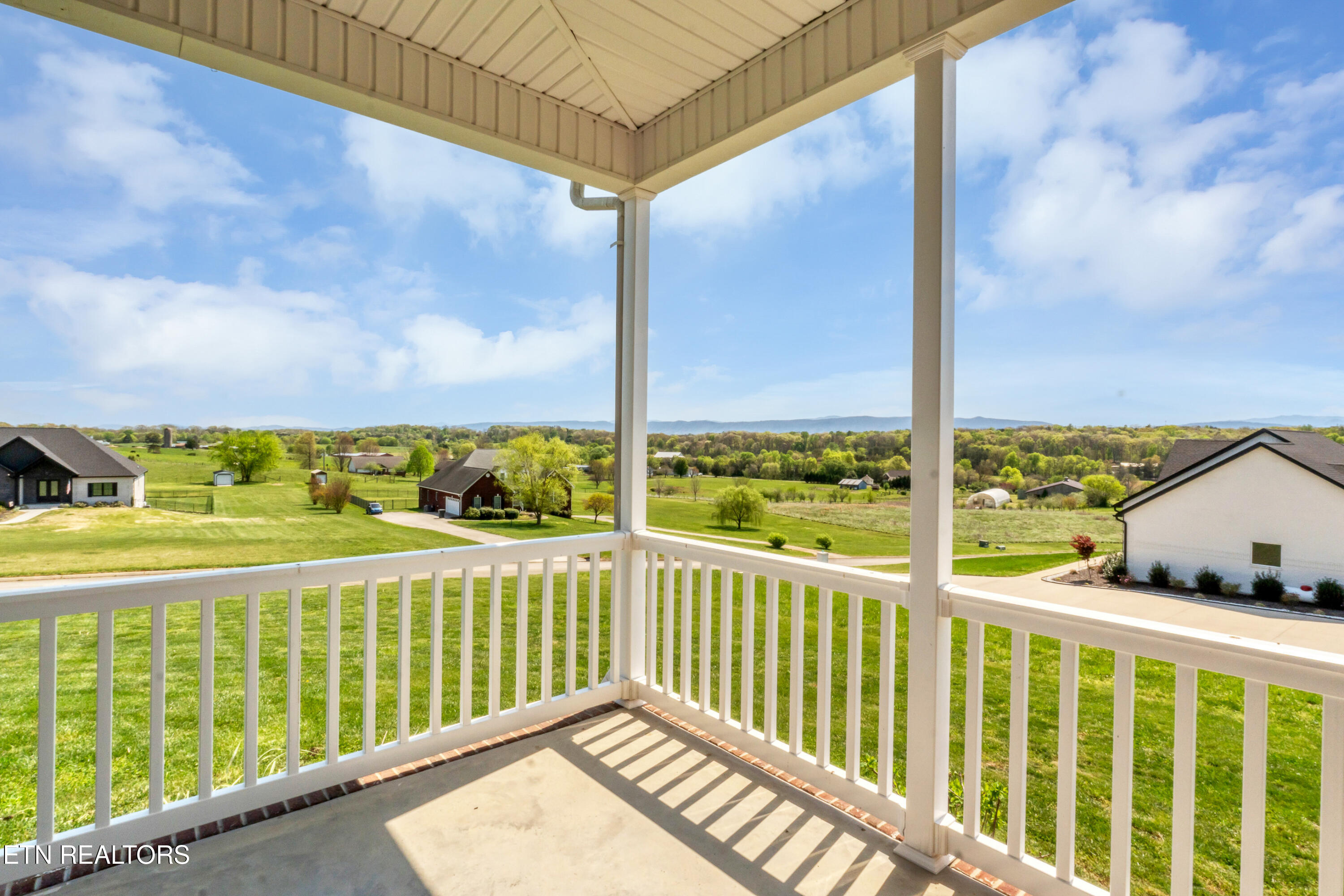765 Longview Drive Greenback TN 37742