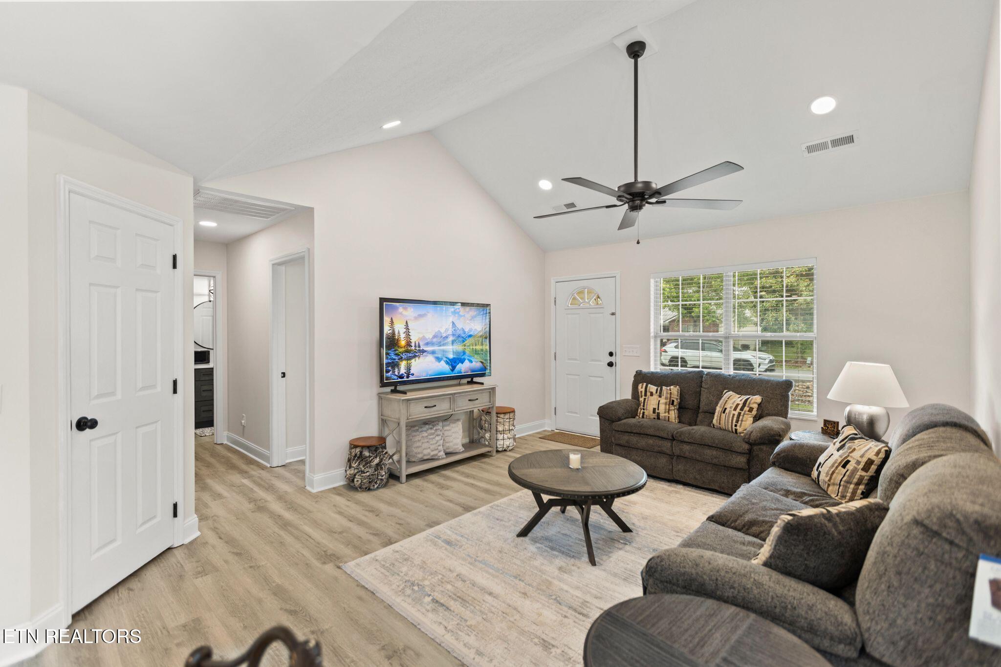 918 Middlebrook Court Sevierville TN 37862
