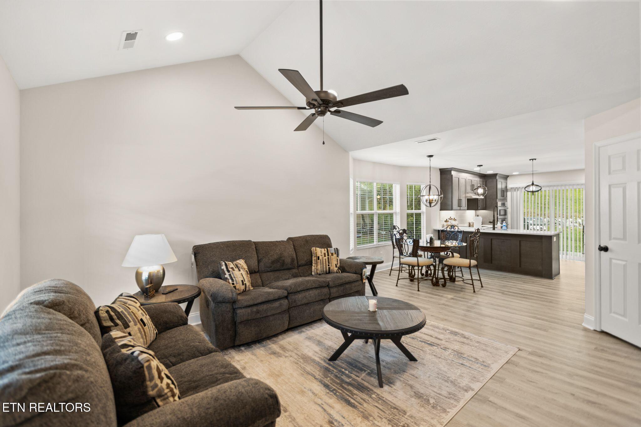 918 Middlebrook Court Sevierville TN 37862