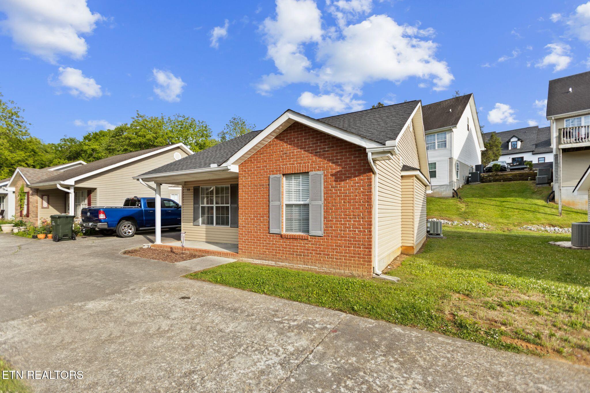 918 Middlebrook Court Sevierville TN 37862