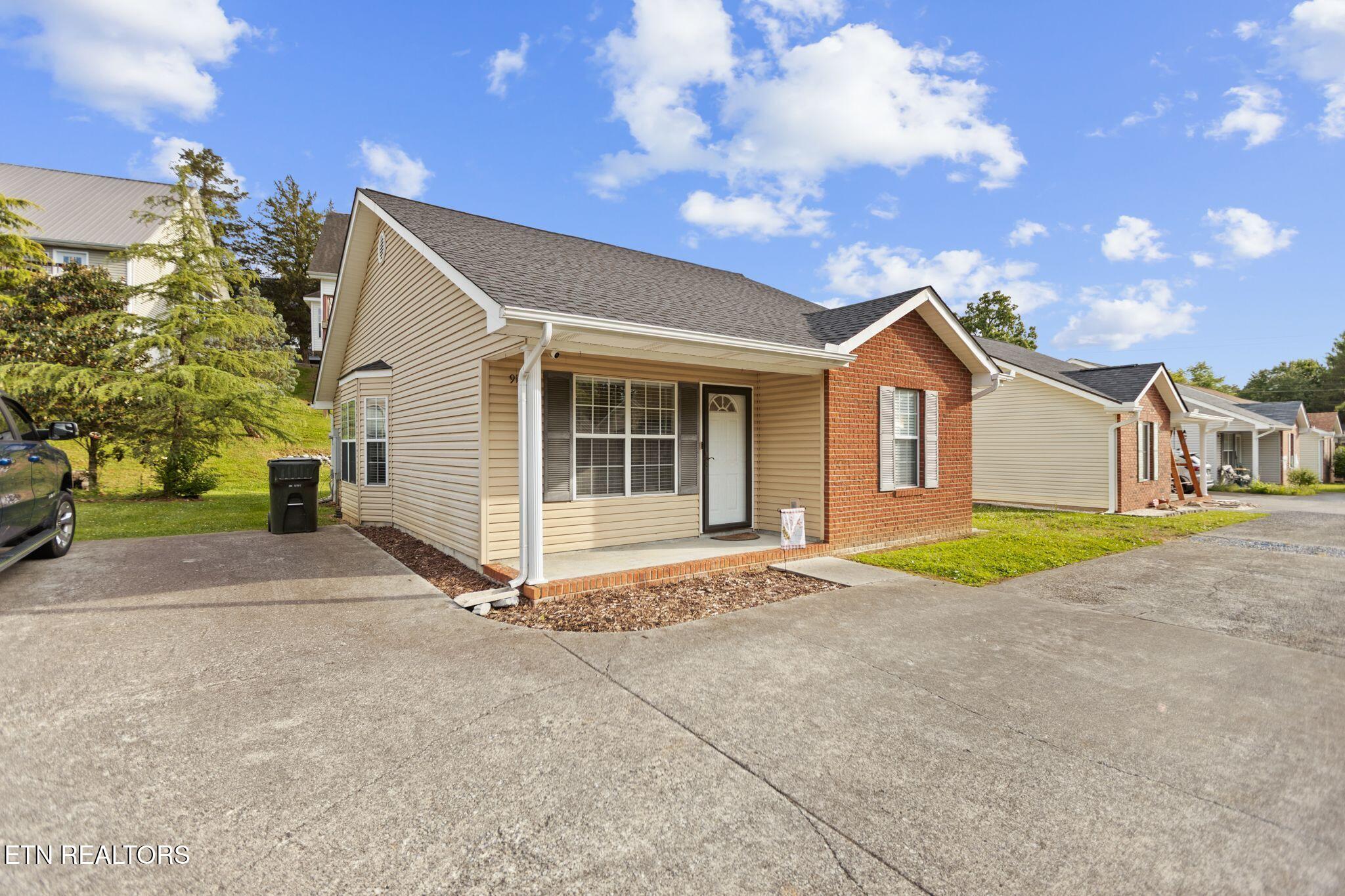 918 Middlebrook Court Sevierville TN 37862