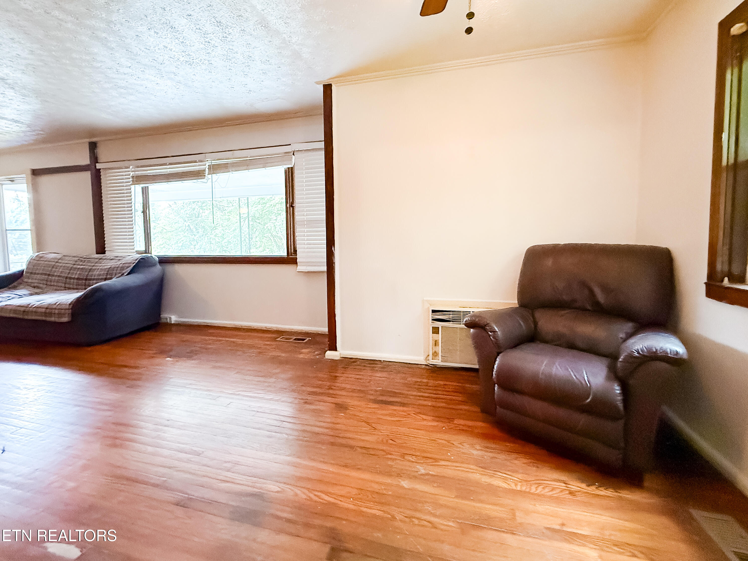 102 W Farragut Road Oak Ridge TN 37830