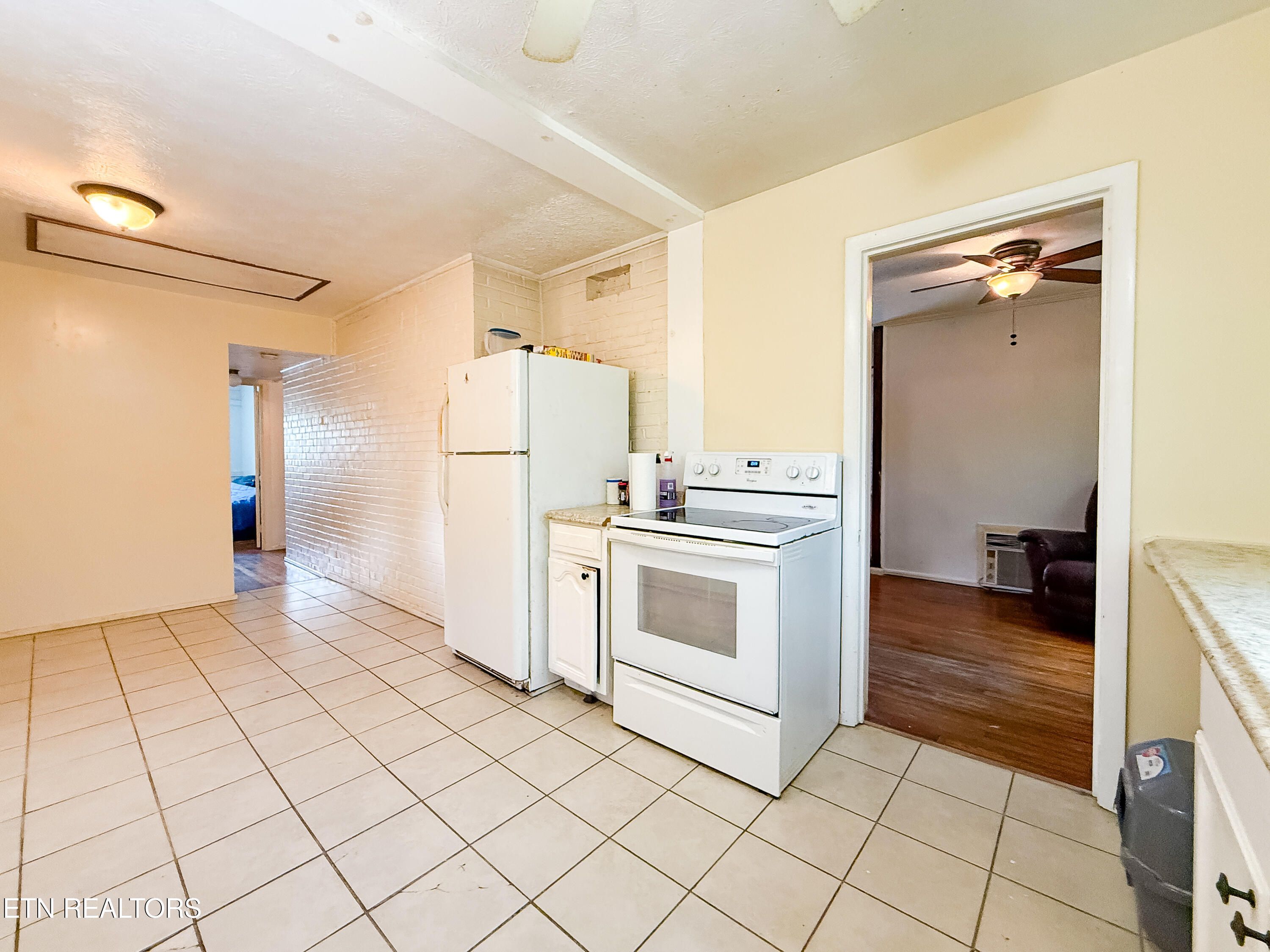 102 W Farragut Road Oak Ridge TN 37830