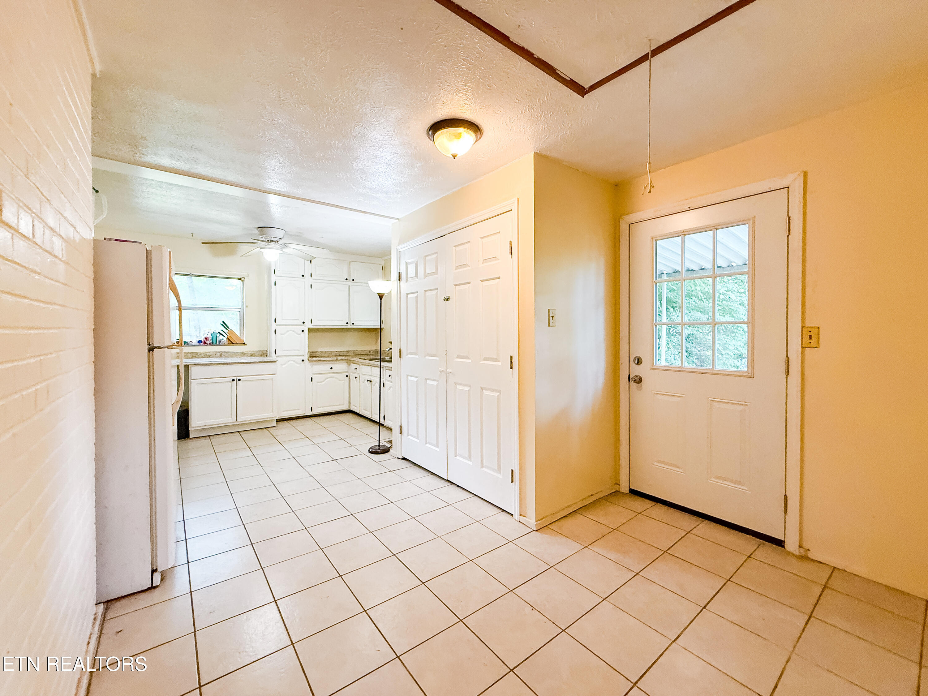 102 W Farragut Road Oak Ridge TN 37830
