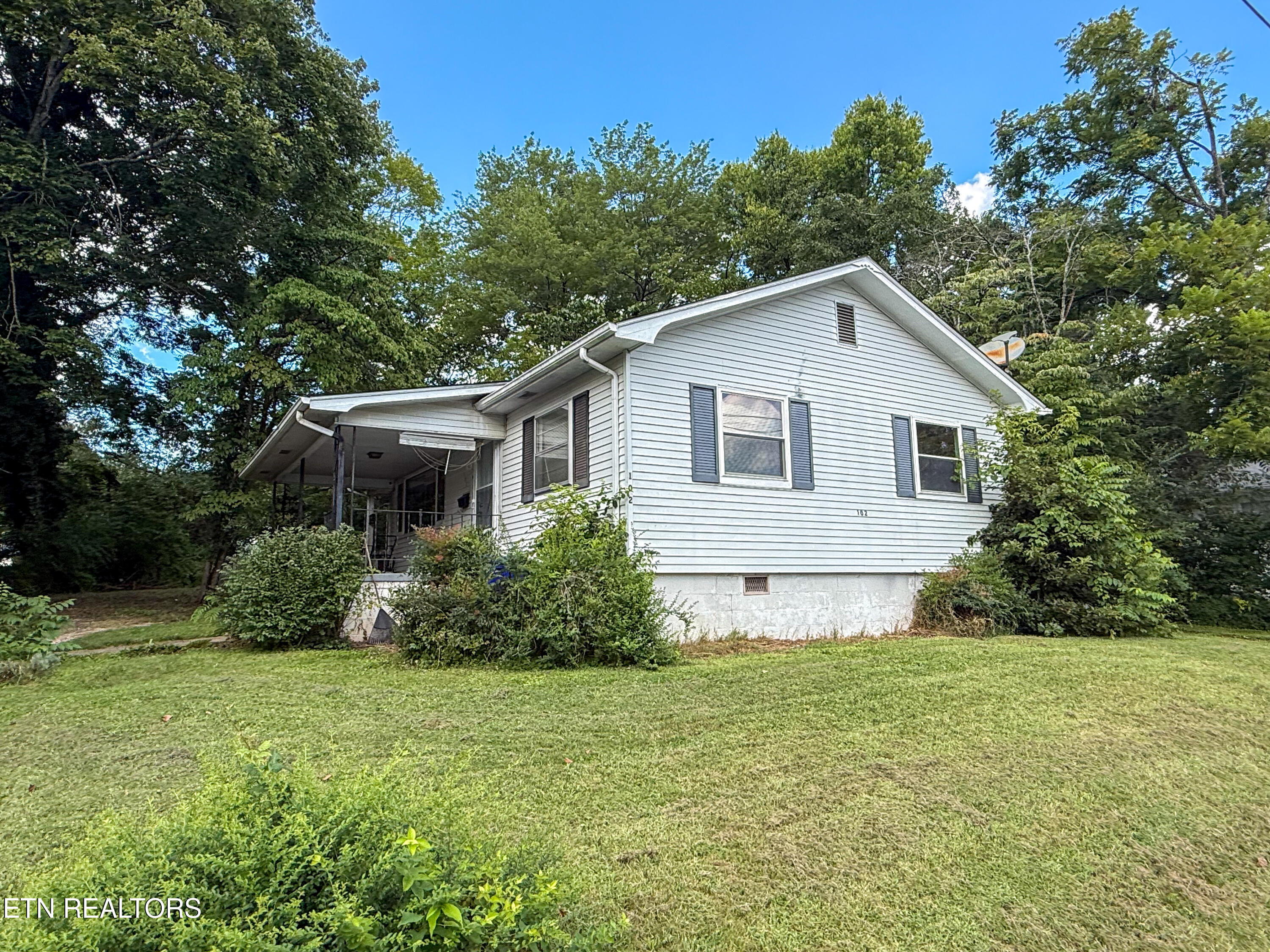 102 W Farragut Road Oak Ridge TN 37830