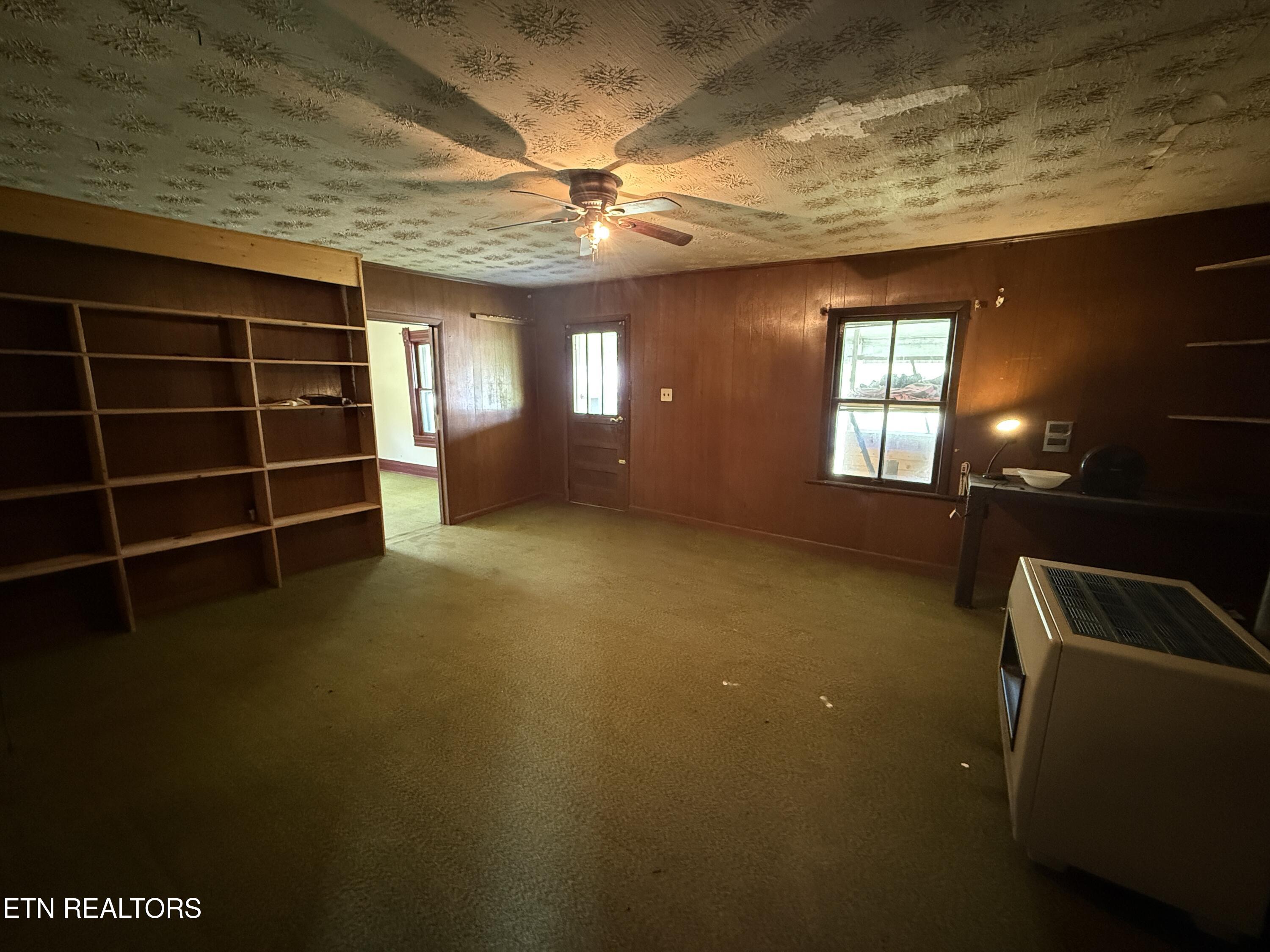 329 Willow Lane Rocky Top TN 37769