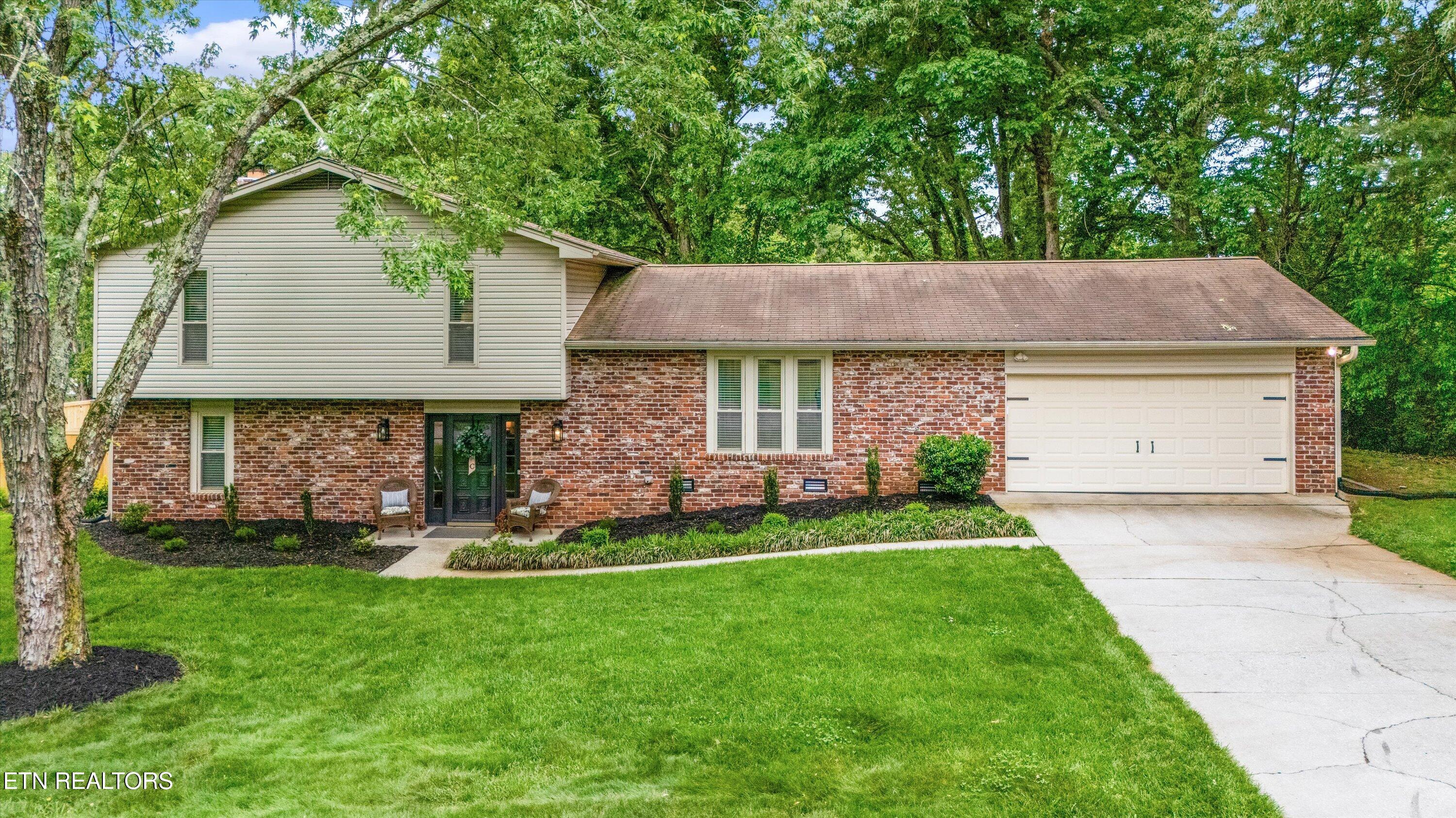 8804 Holles Lane Knoxville TN 37922