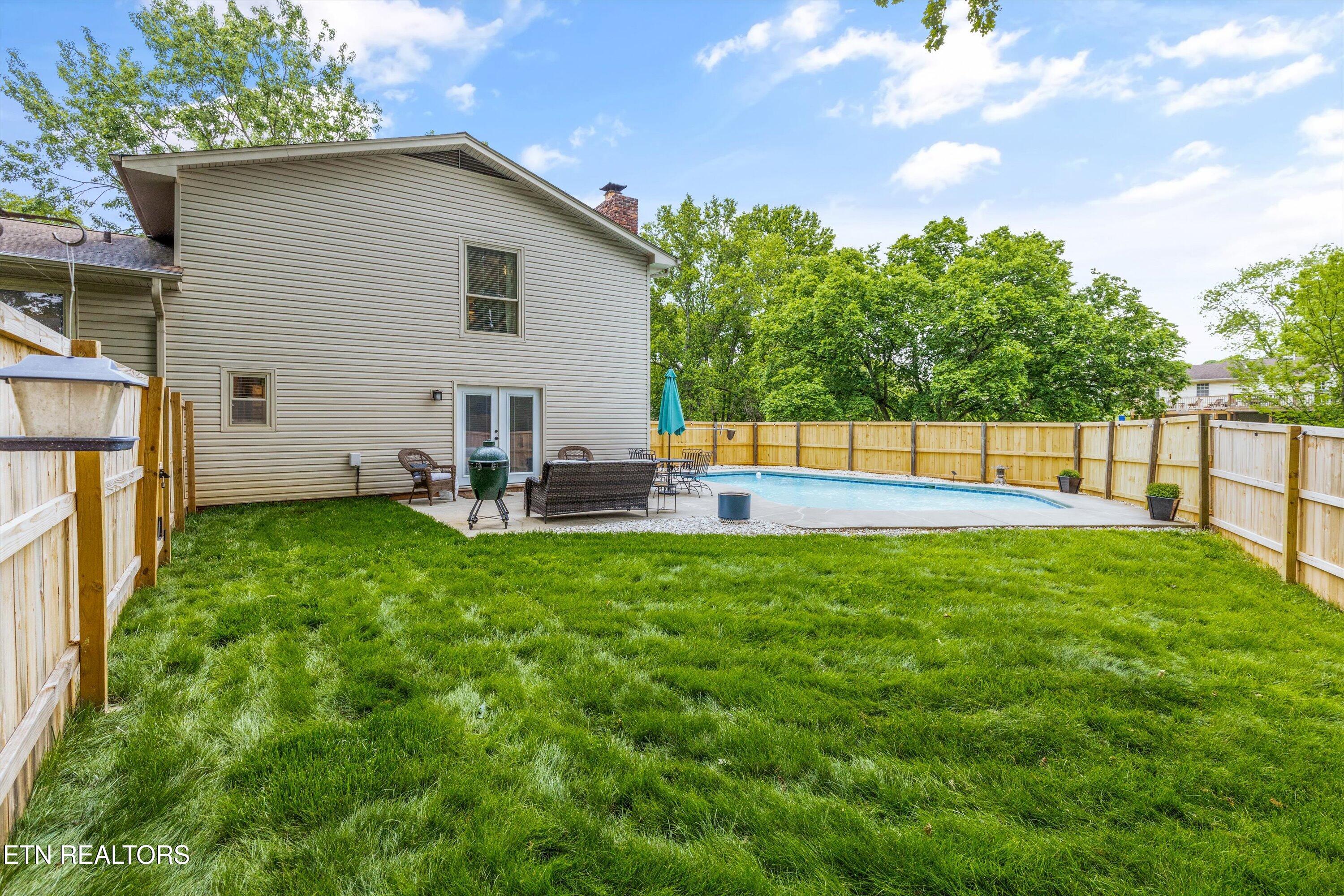 8804 Holles Lane Knoxville TN 37922