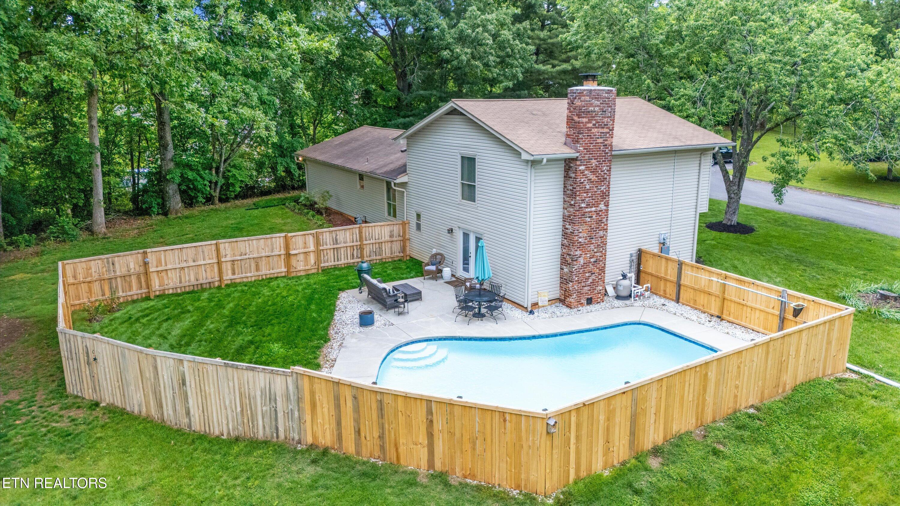 8804 Holles Lane Knoxville TN 37922