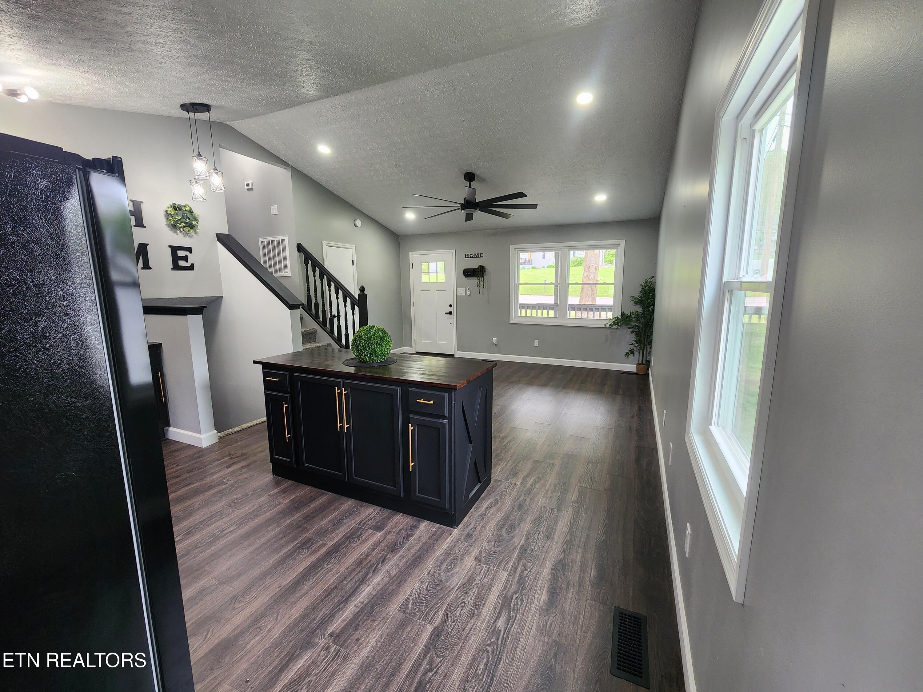 6633 Bay Circle Drive Knoxville TN 37918