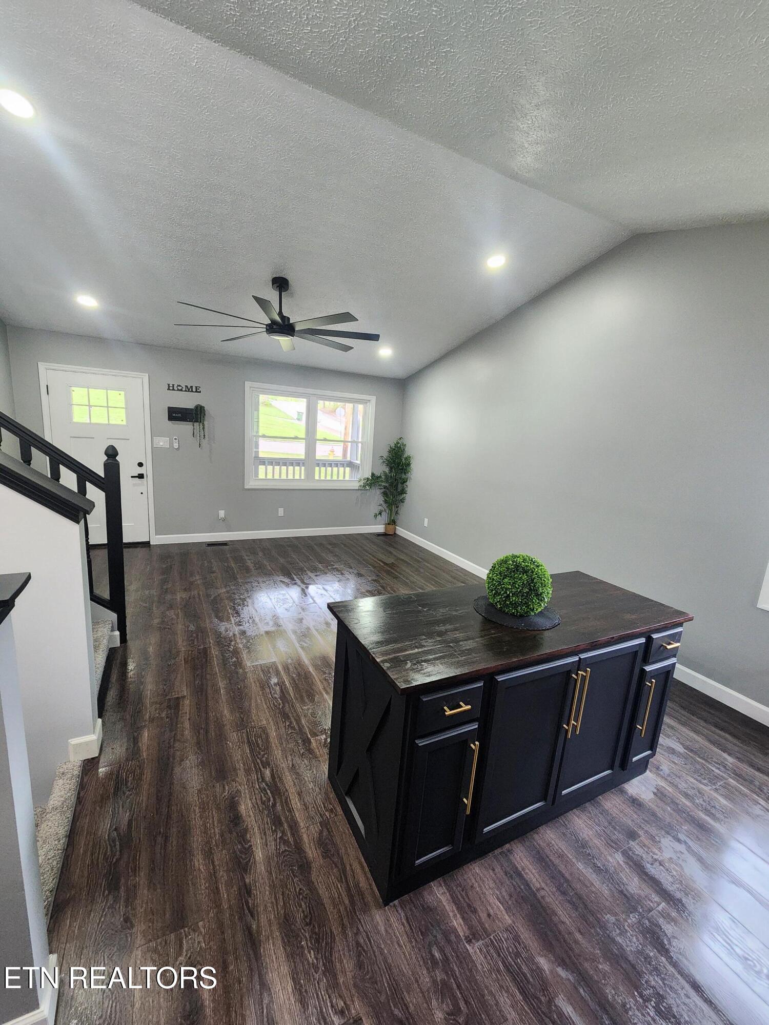 6633 Bay Circle Drive Knoxville TN 37918