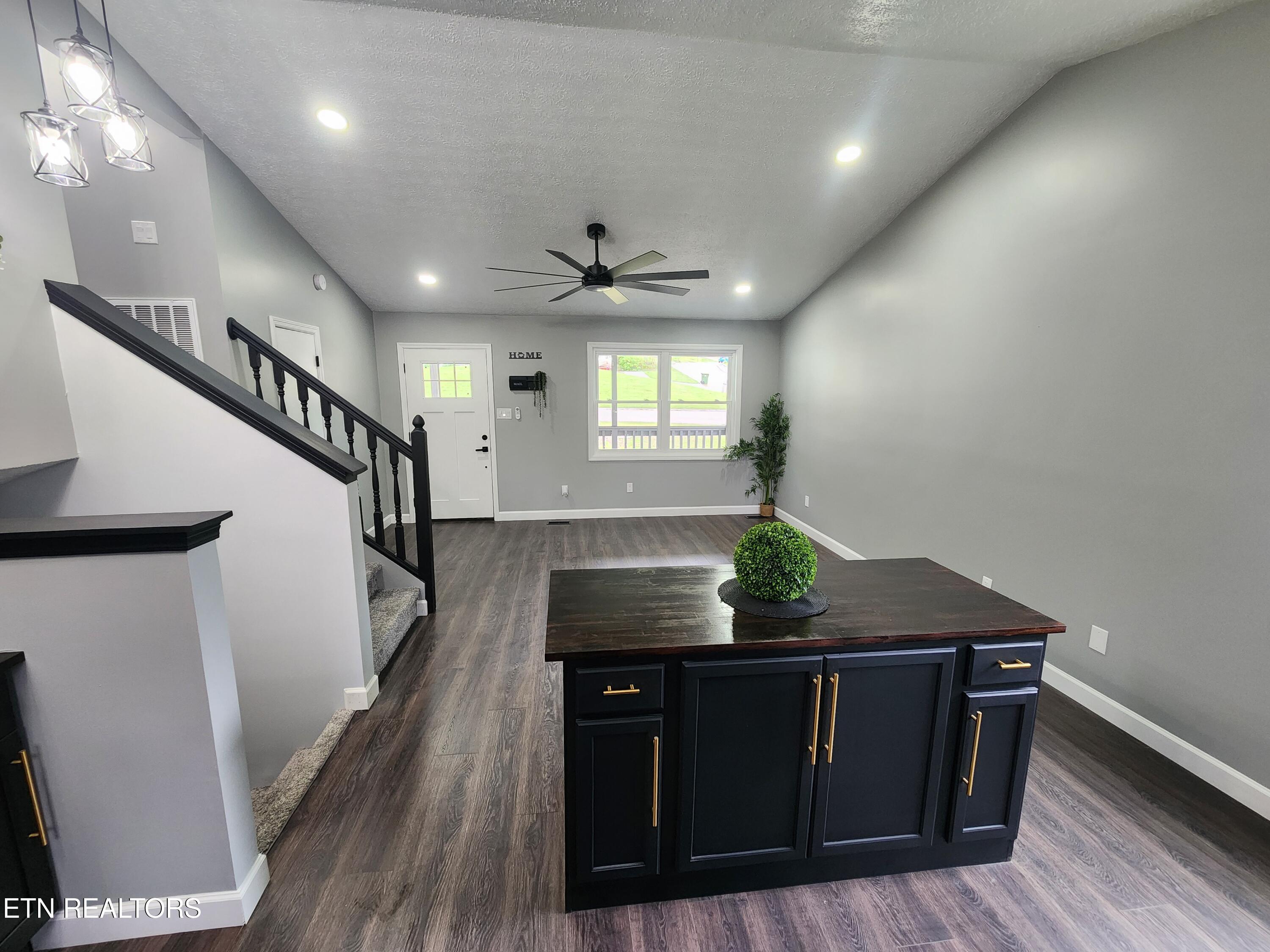 6633 Bay Circle Drive Knoxville TN 37918