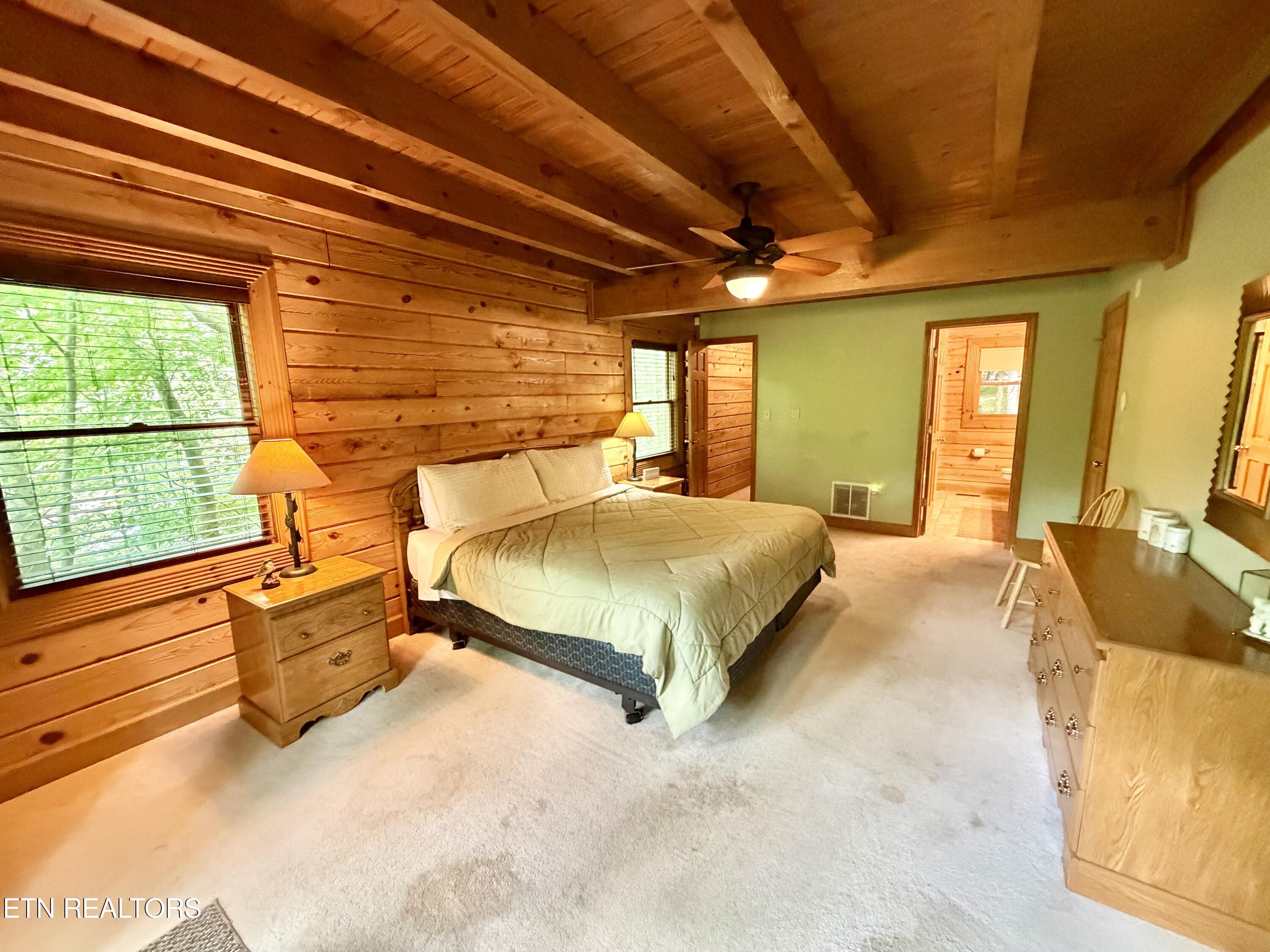125 Shoreside Road New Tazewell TN 37825