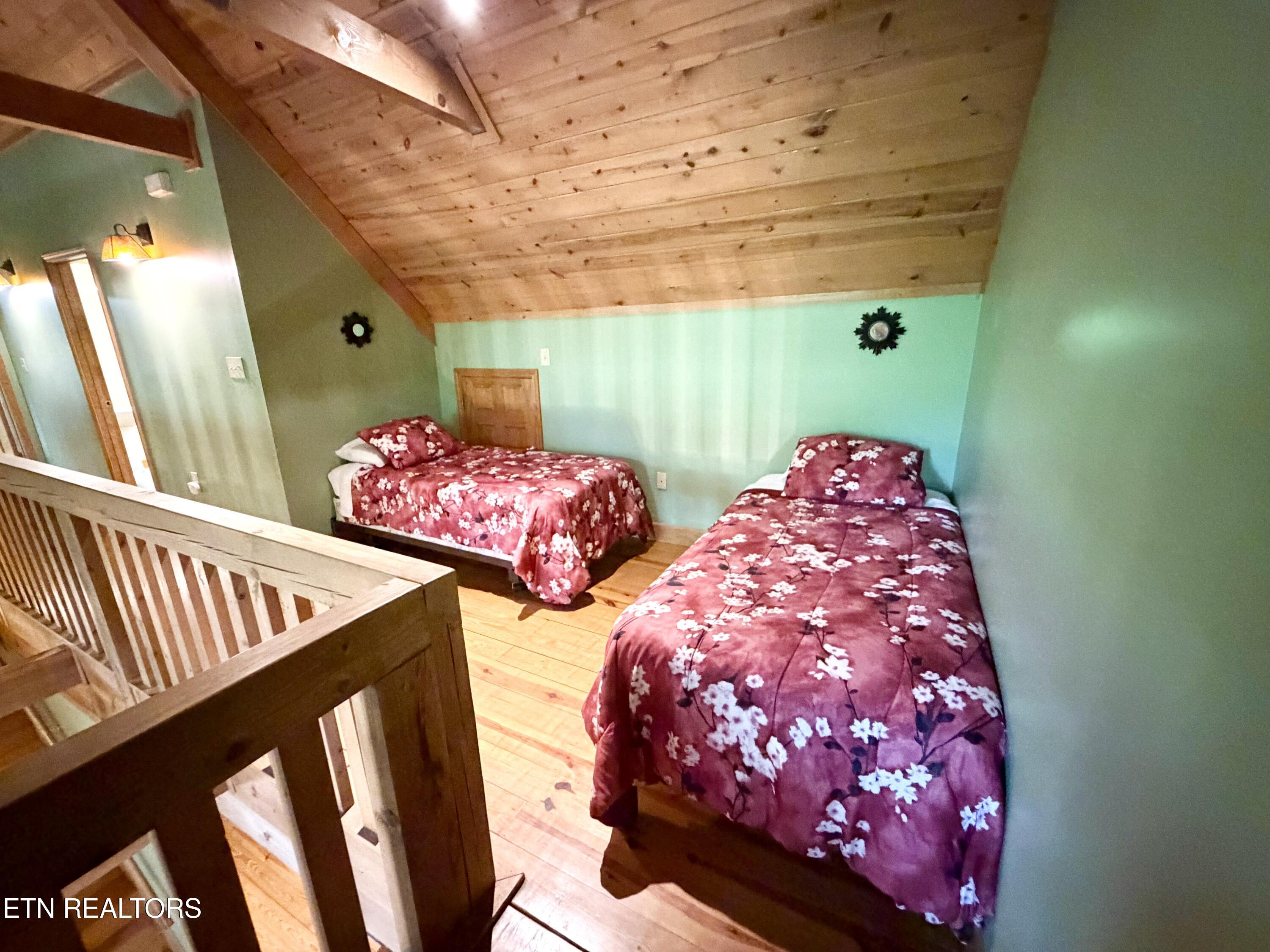 125 Shoreside Road New Tazewell TN 37825