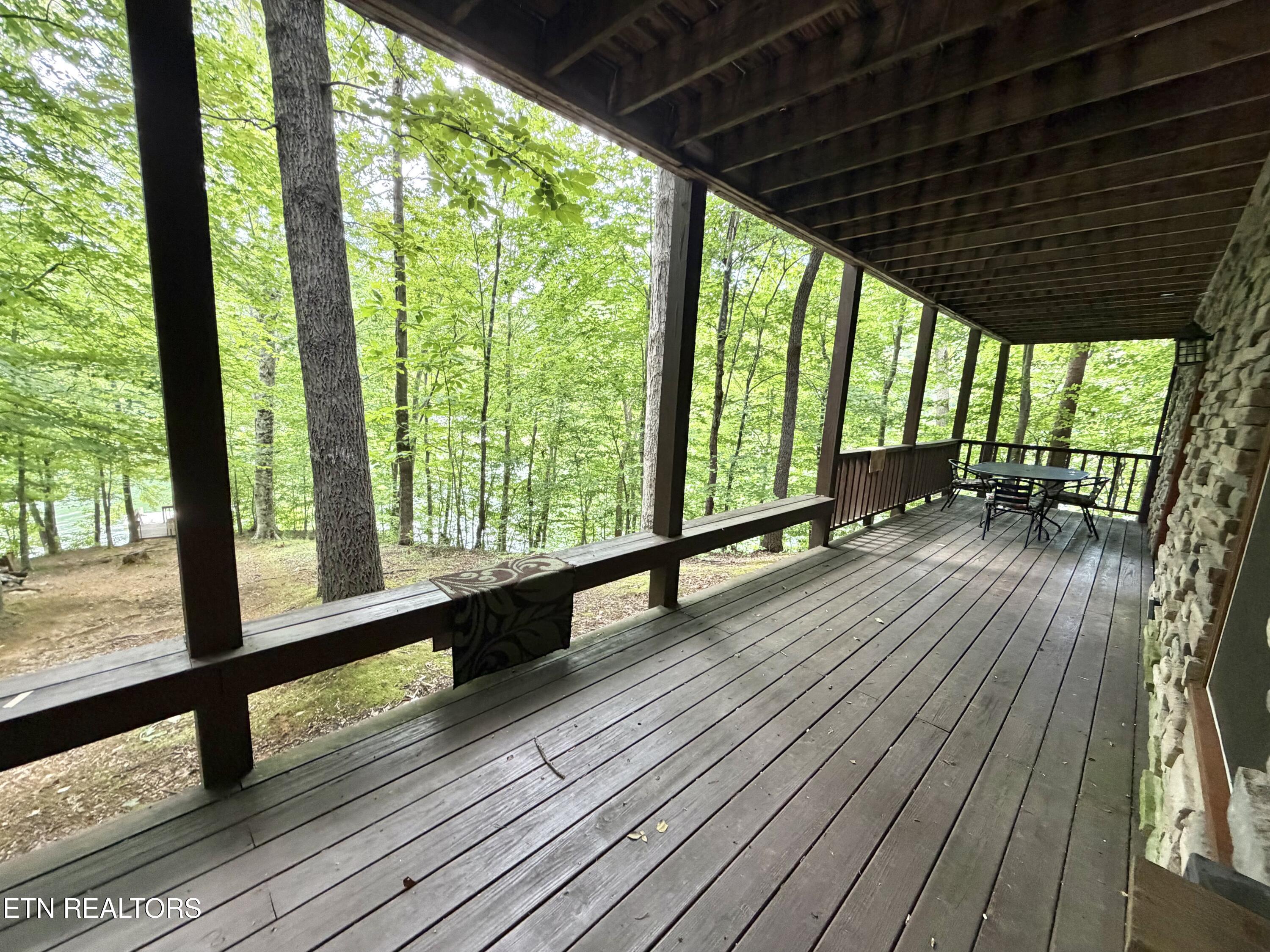 125 Shoreside Road New Tazewell TN 37825