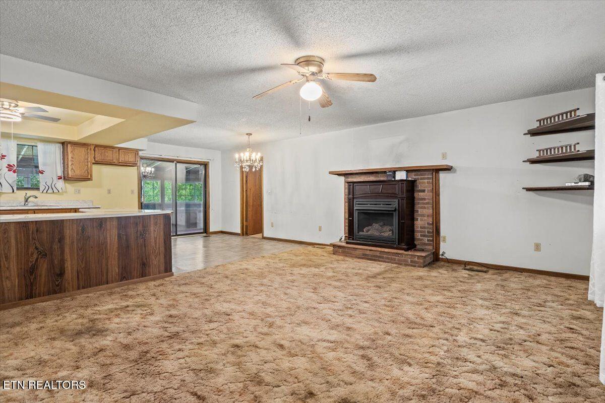 351 Breanna Washburn TN 37888