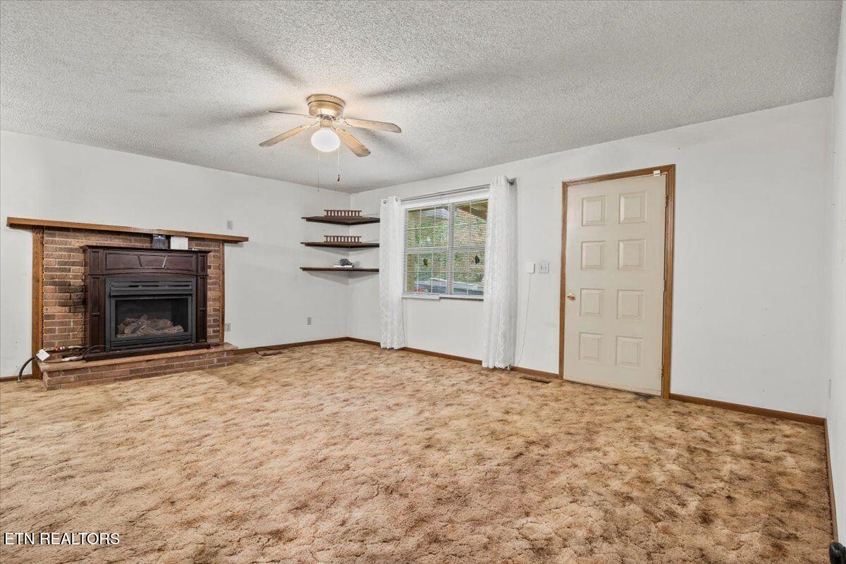351 Breanna Washburn TN 37888