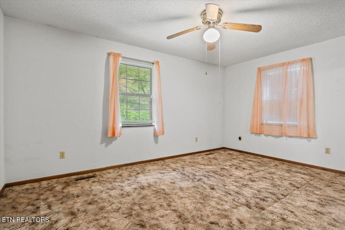 351 Breanna Washburn TN 37888