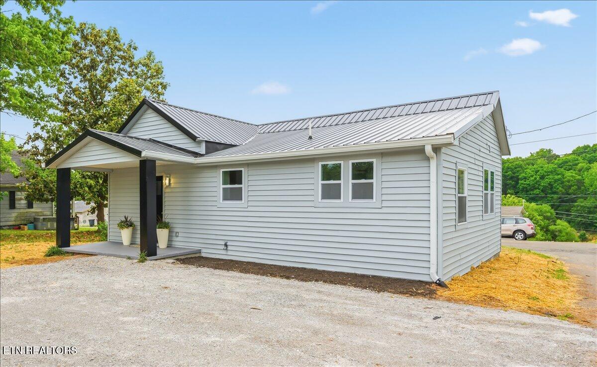 701 Childress Avenue Sweetwater TN 37874