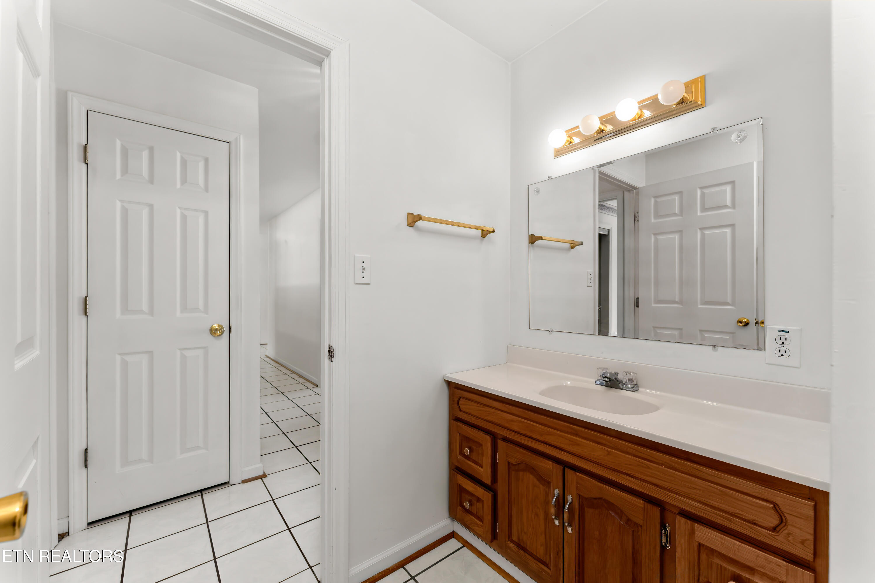 152 Andrews Lane Caryville TN 37714