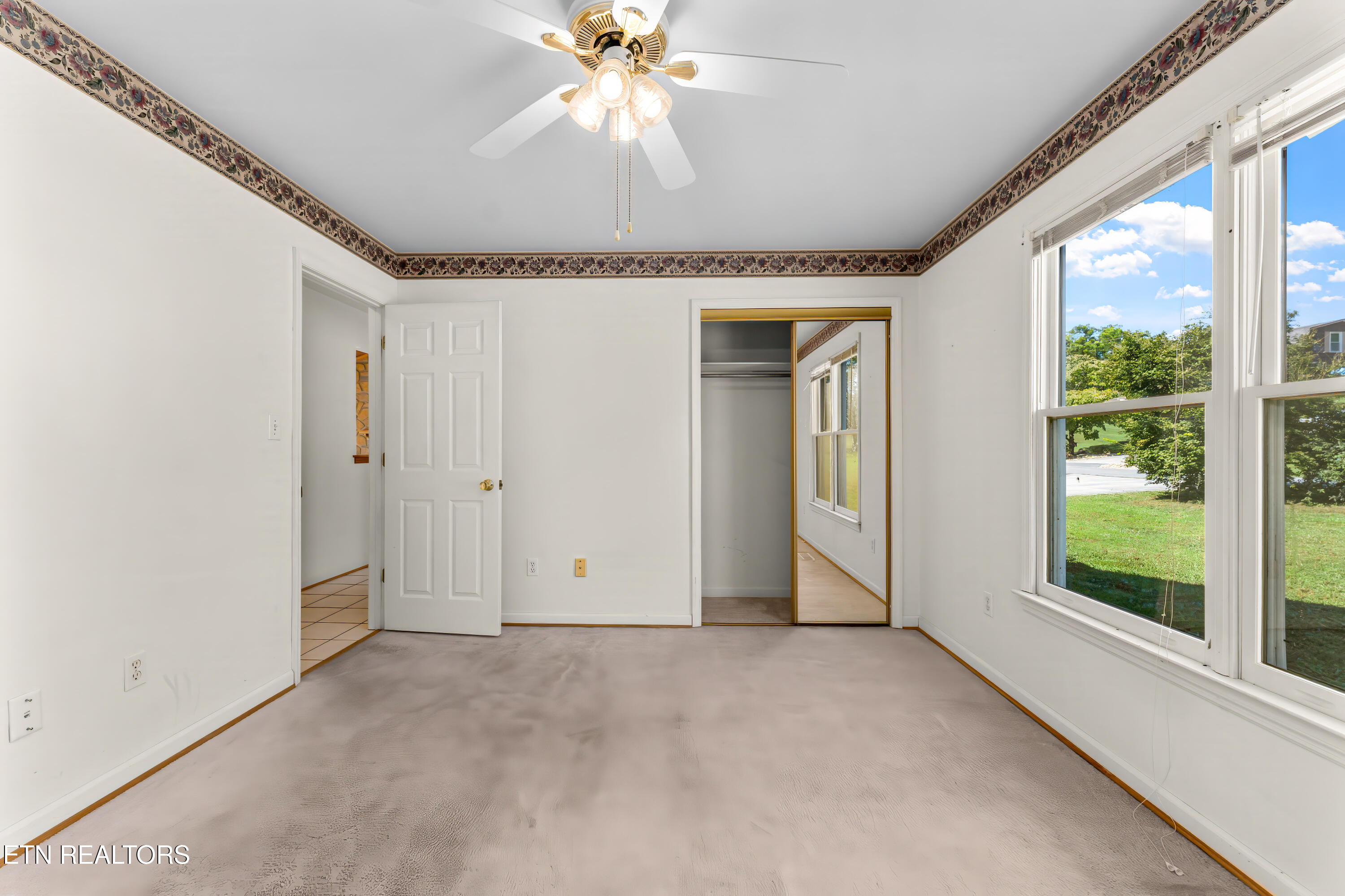 152 Andrews Lane Caryville TN 37714