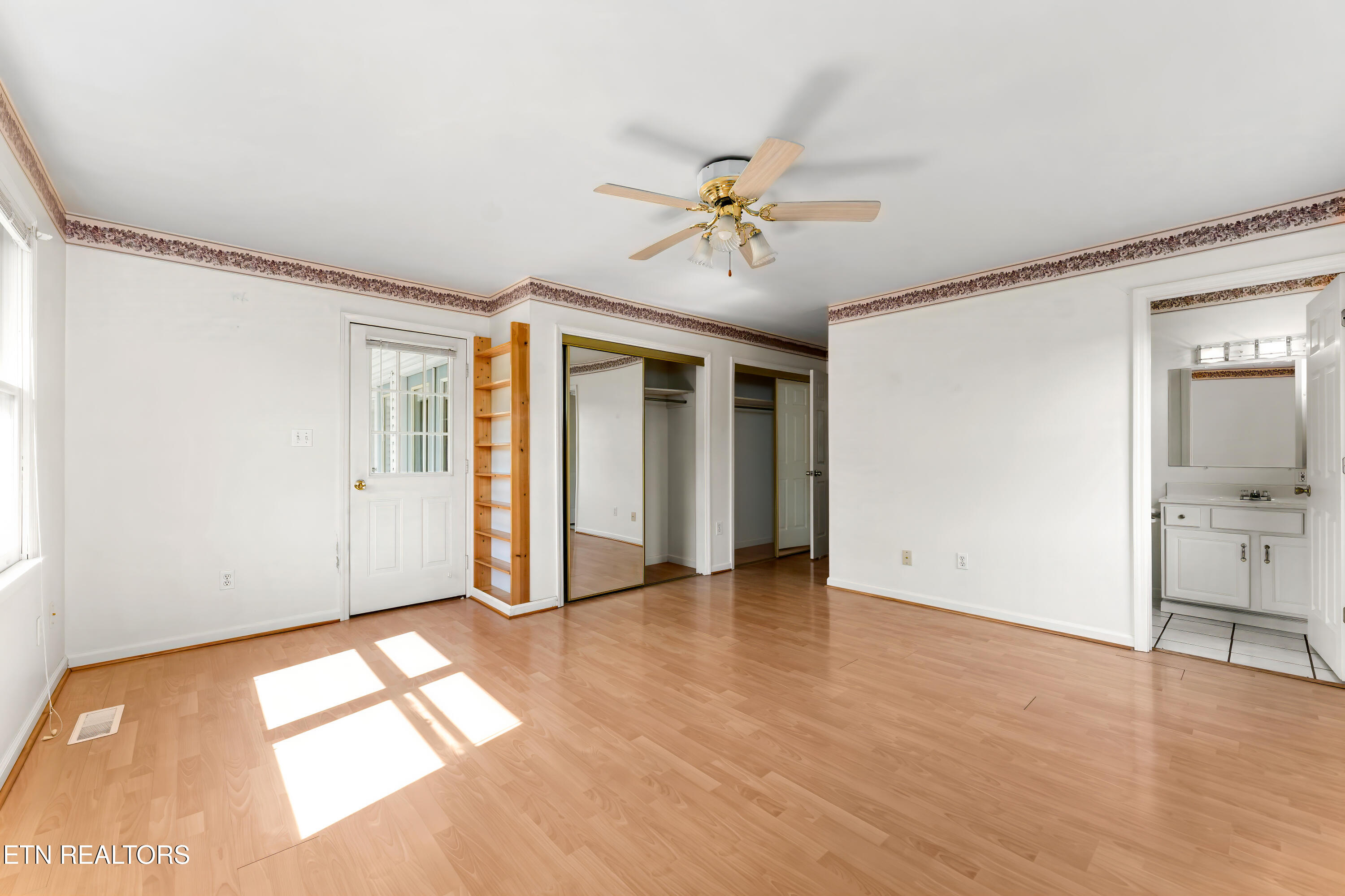 152 Andrews Lane Caryville TN 37714