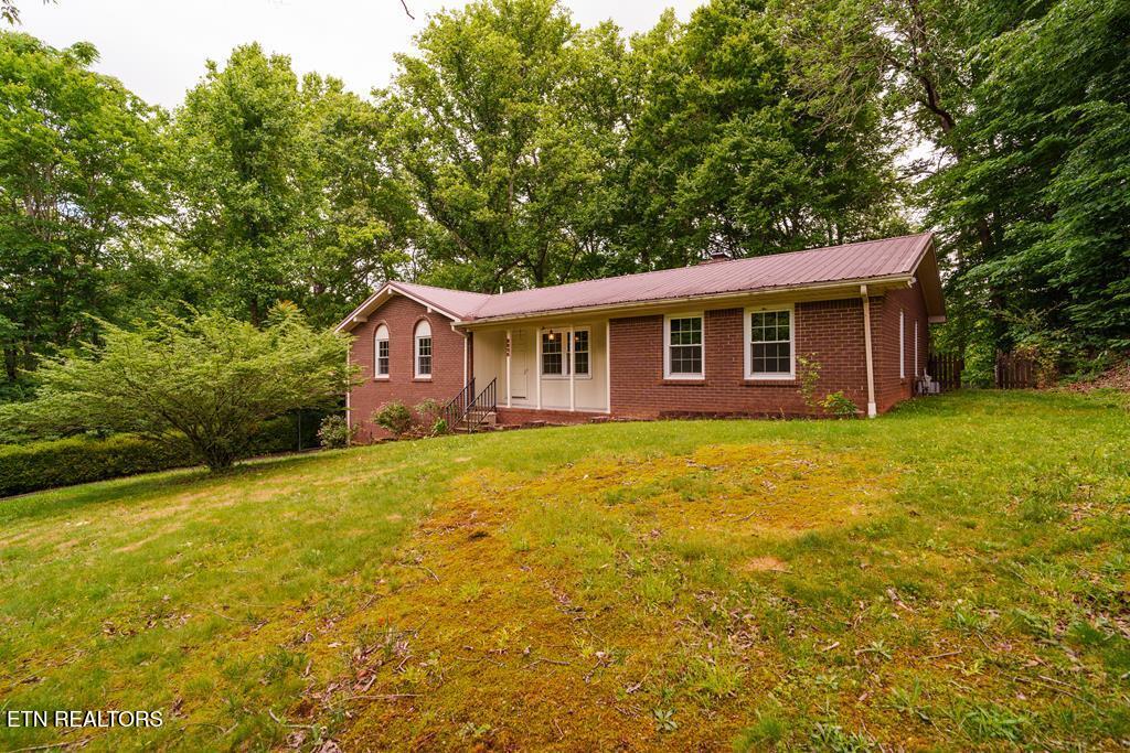 2245 Sharon Avenue Cookeville TN 38501