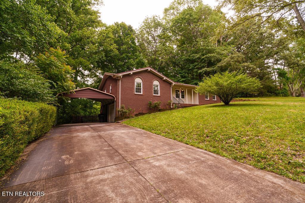 2245 Sharon Avenue Cookeville TN 38501