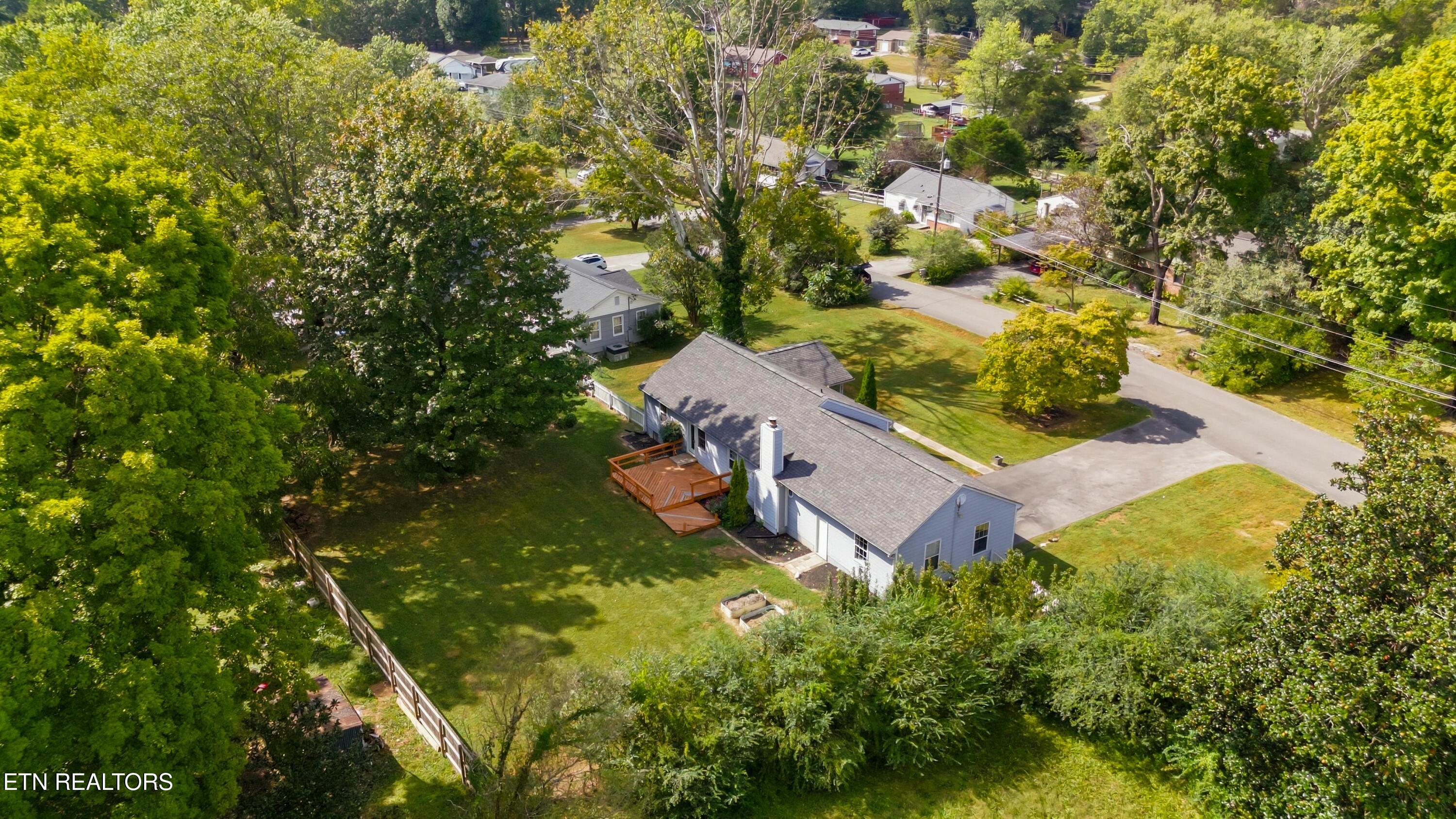 2120 Sandra Drive Knoxville TN 37918