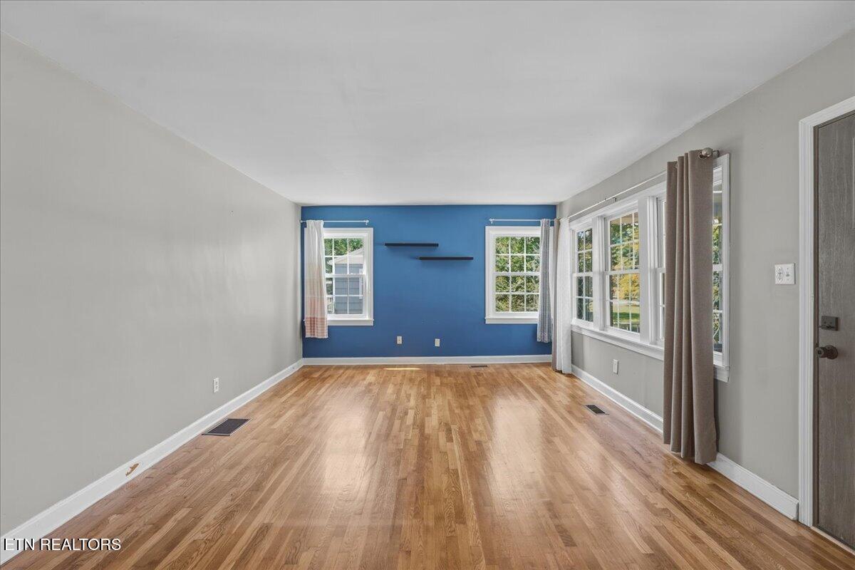2120 Sandra Drive Knoxville TN 37918