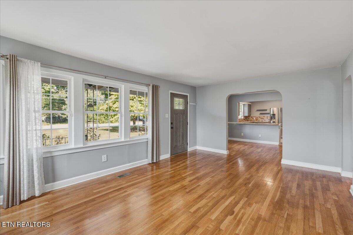 2120 Sandra Drive Knoxville TN 37918