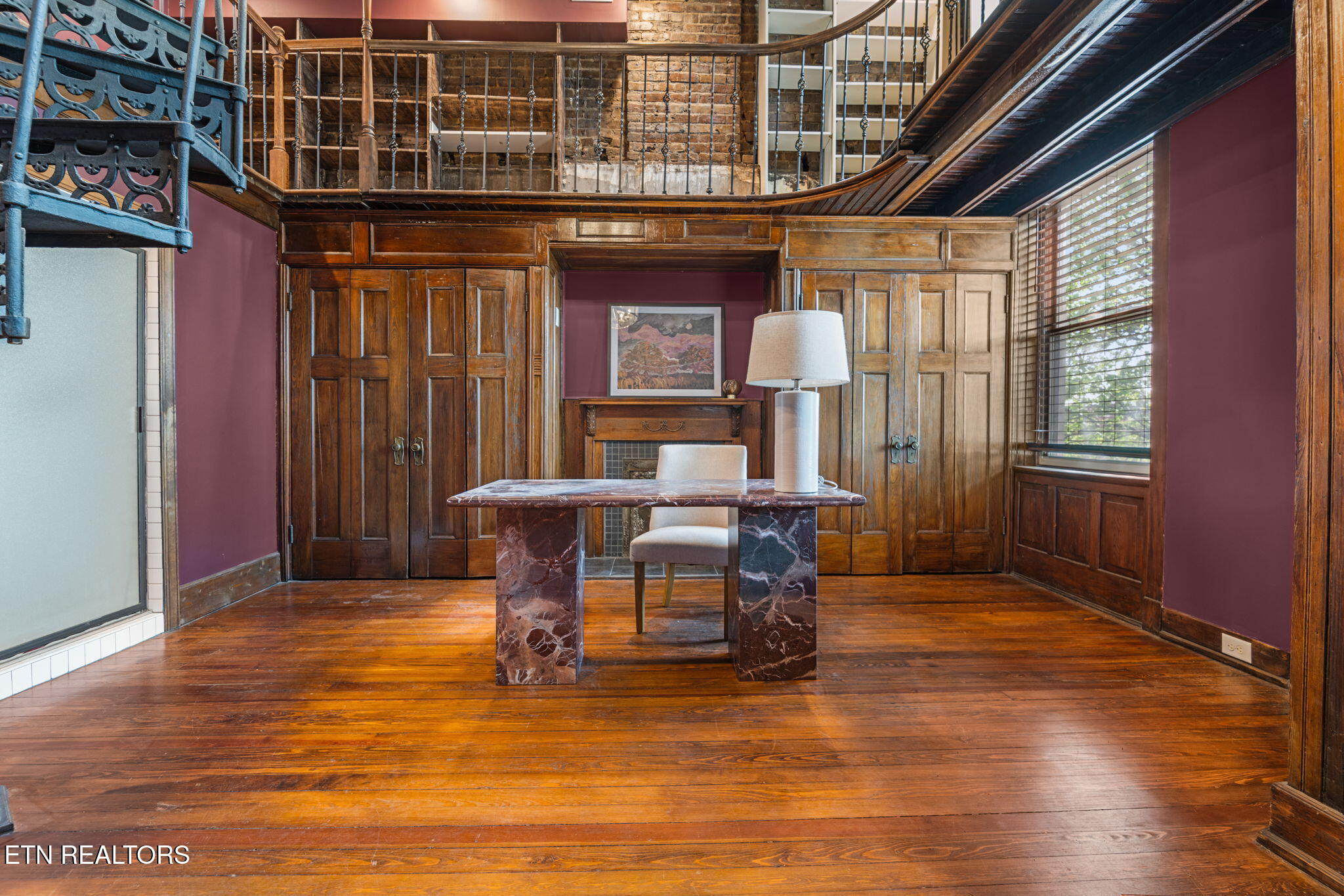 105 W 5th Avenue Knoxville TN 37917