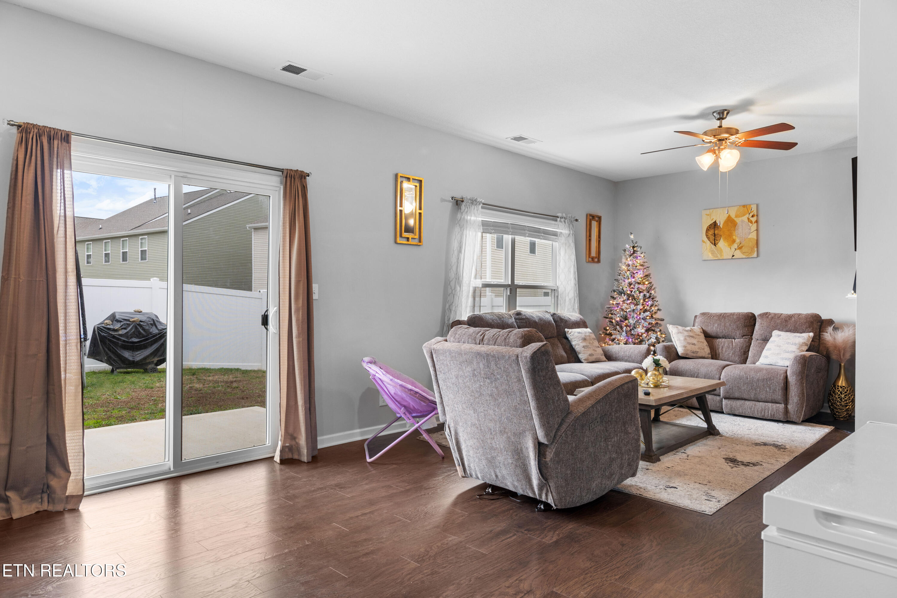 5518 English Holly Way Knoxville TN 37914