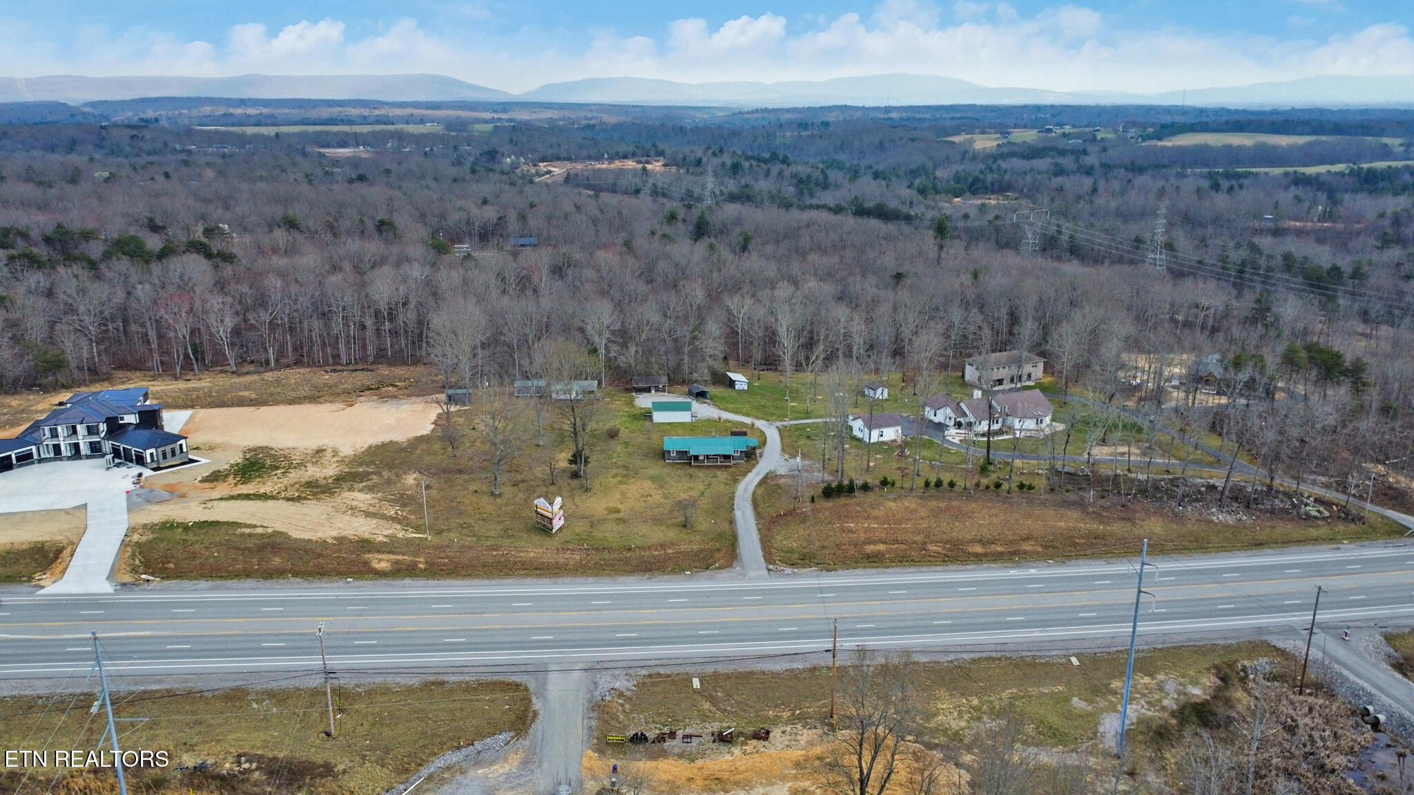 2546 Peavine Road Crossville TN 38571