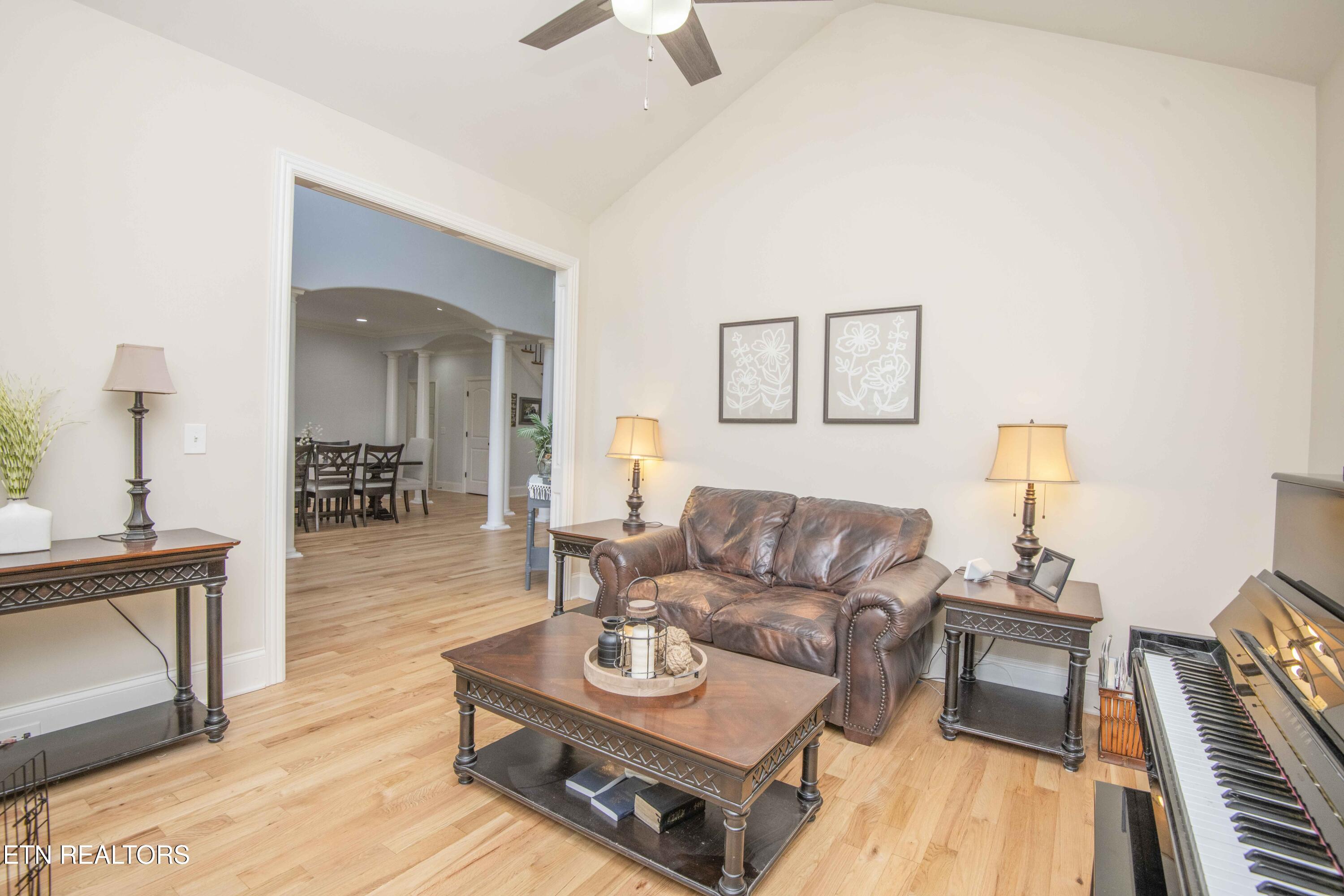 1147 Appaloosa Way Knoxville TN 37922