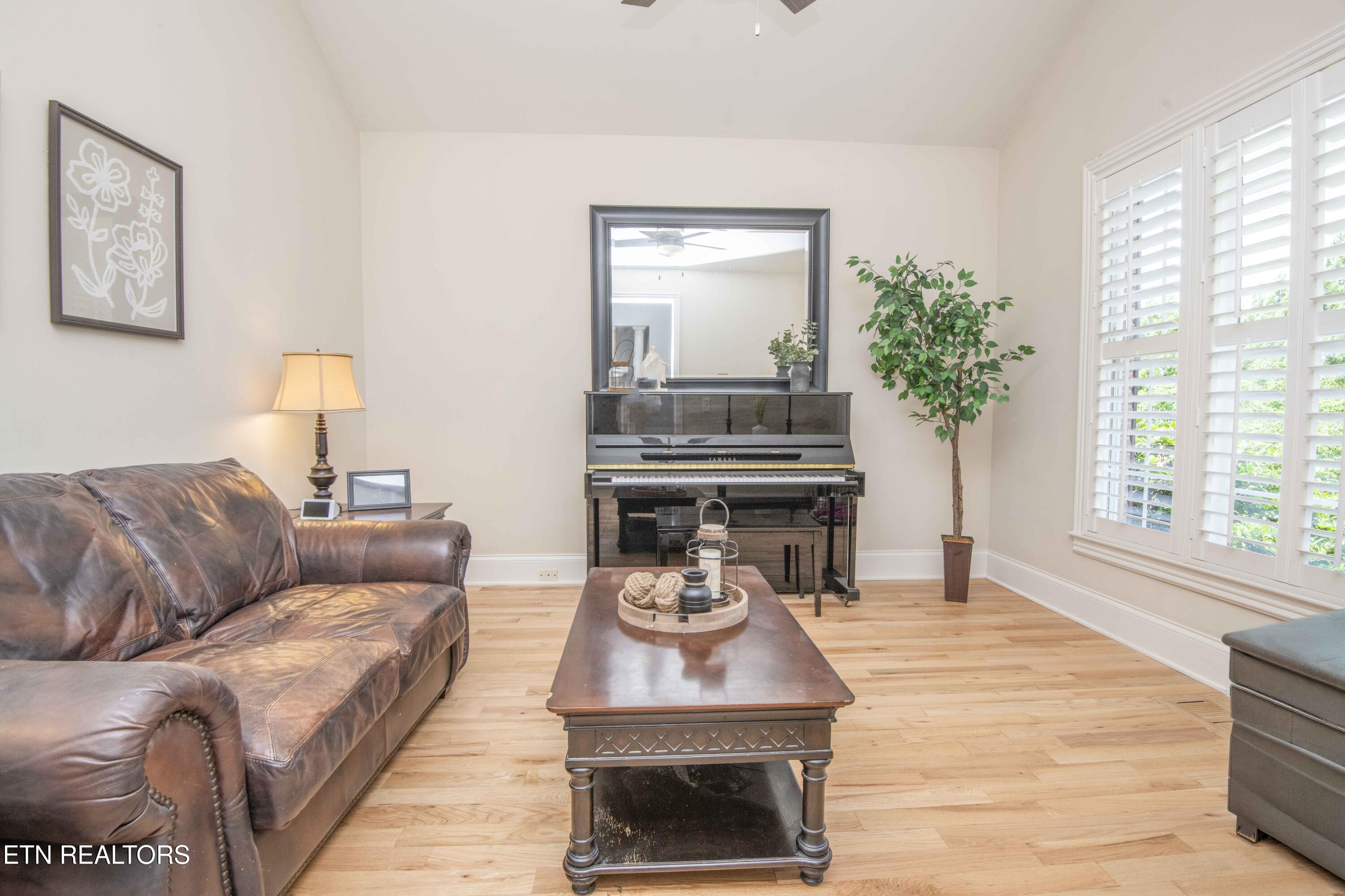 1147 Appaloosa Way Knoxville TN 37922