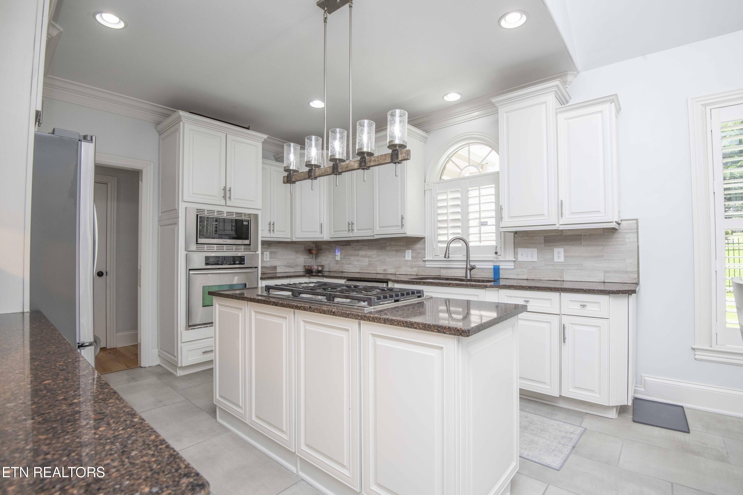 1147 Appaloosa Way Knoxville TN 37922