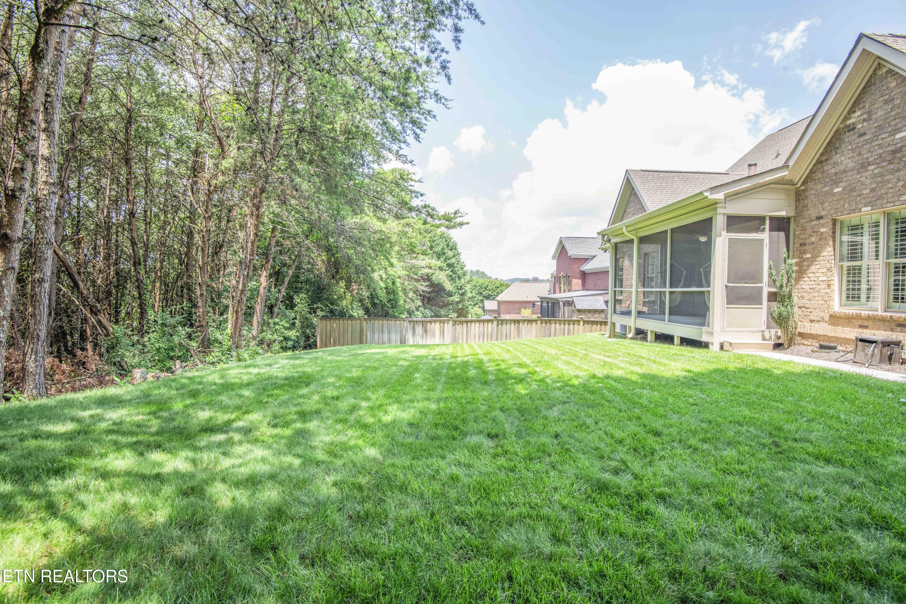 1147 Appaloosa Way Knoxville TN 37922