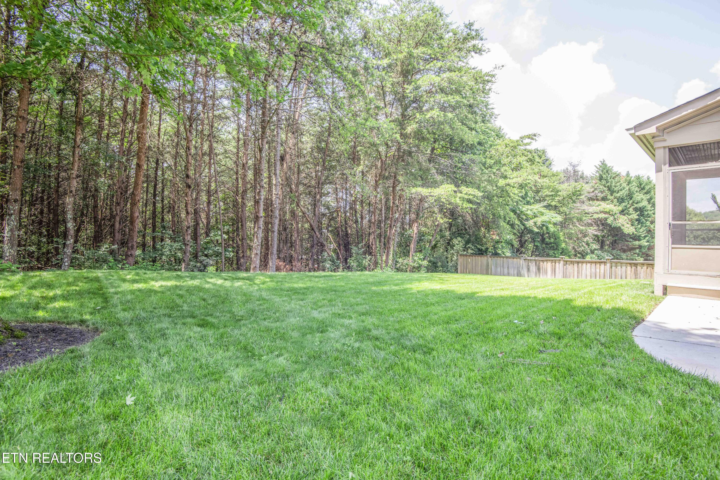 1147 Appaloosa Way Knoxville TN 37922