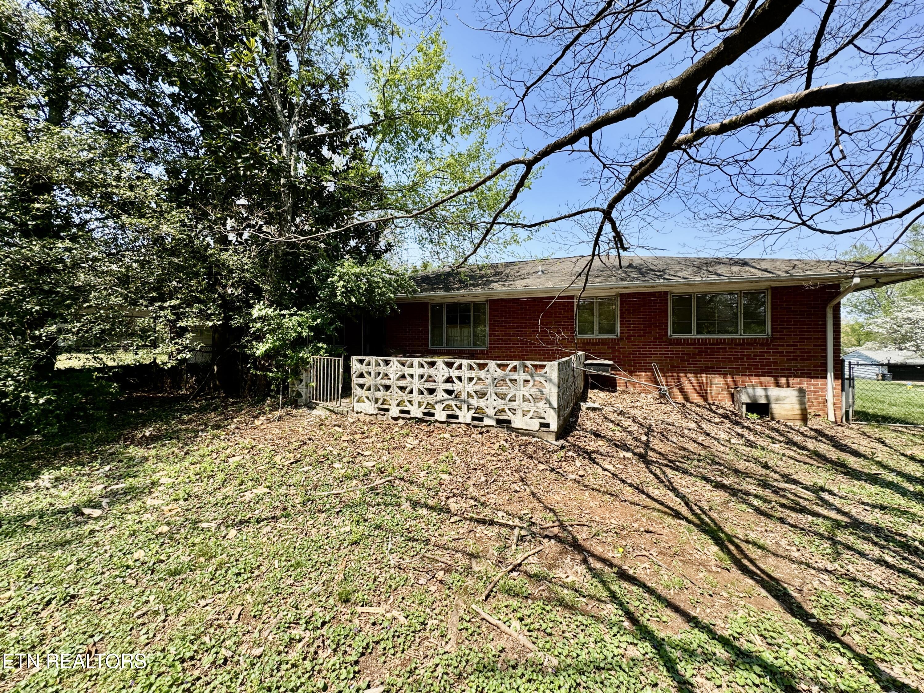 7020 Downing Drive Knoxville TN 37909