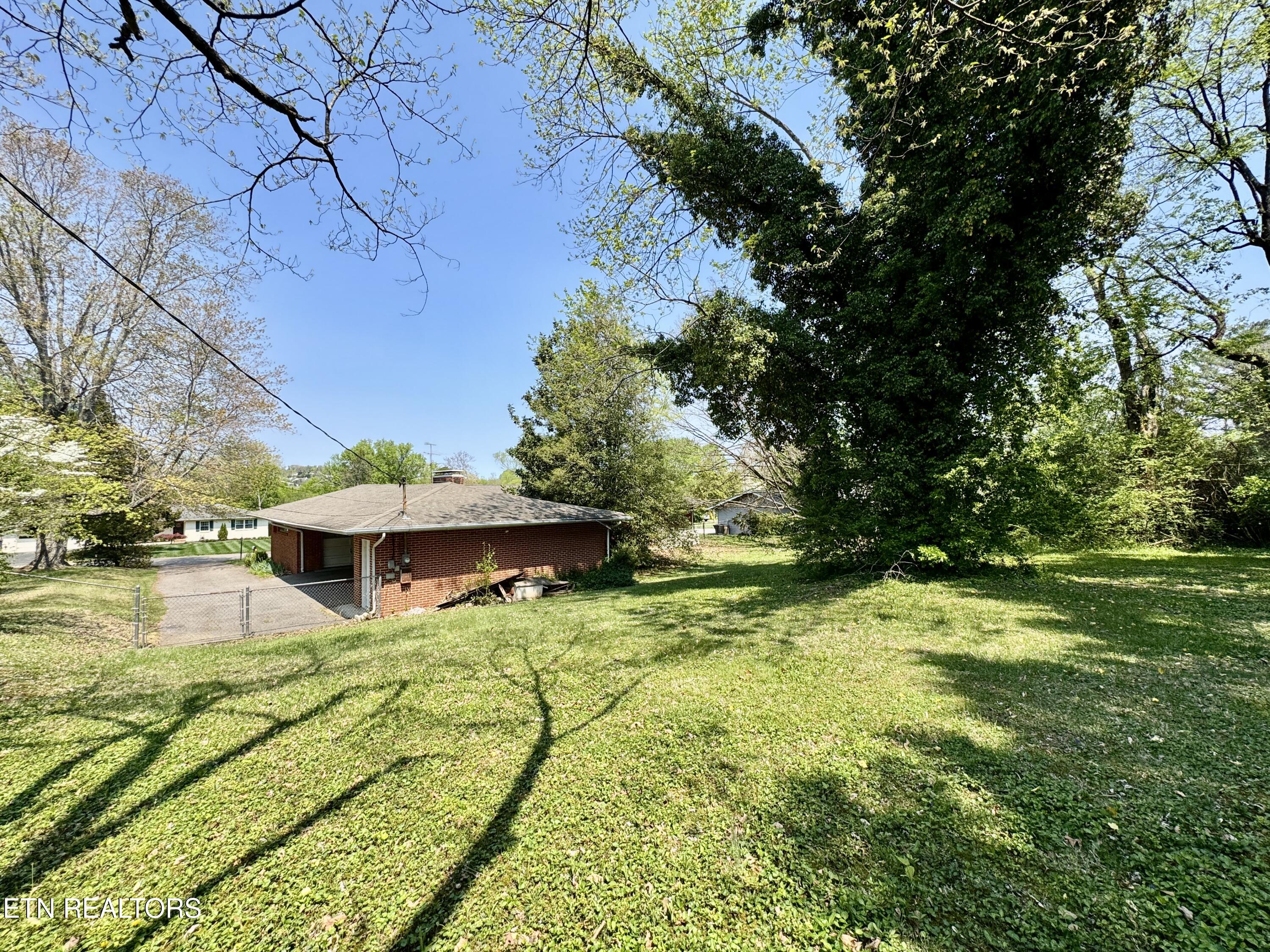 7020 Downing Drive Knoxville TN 37909