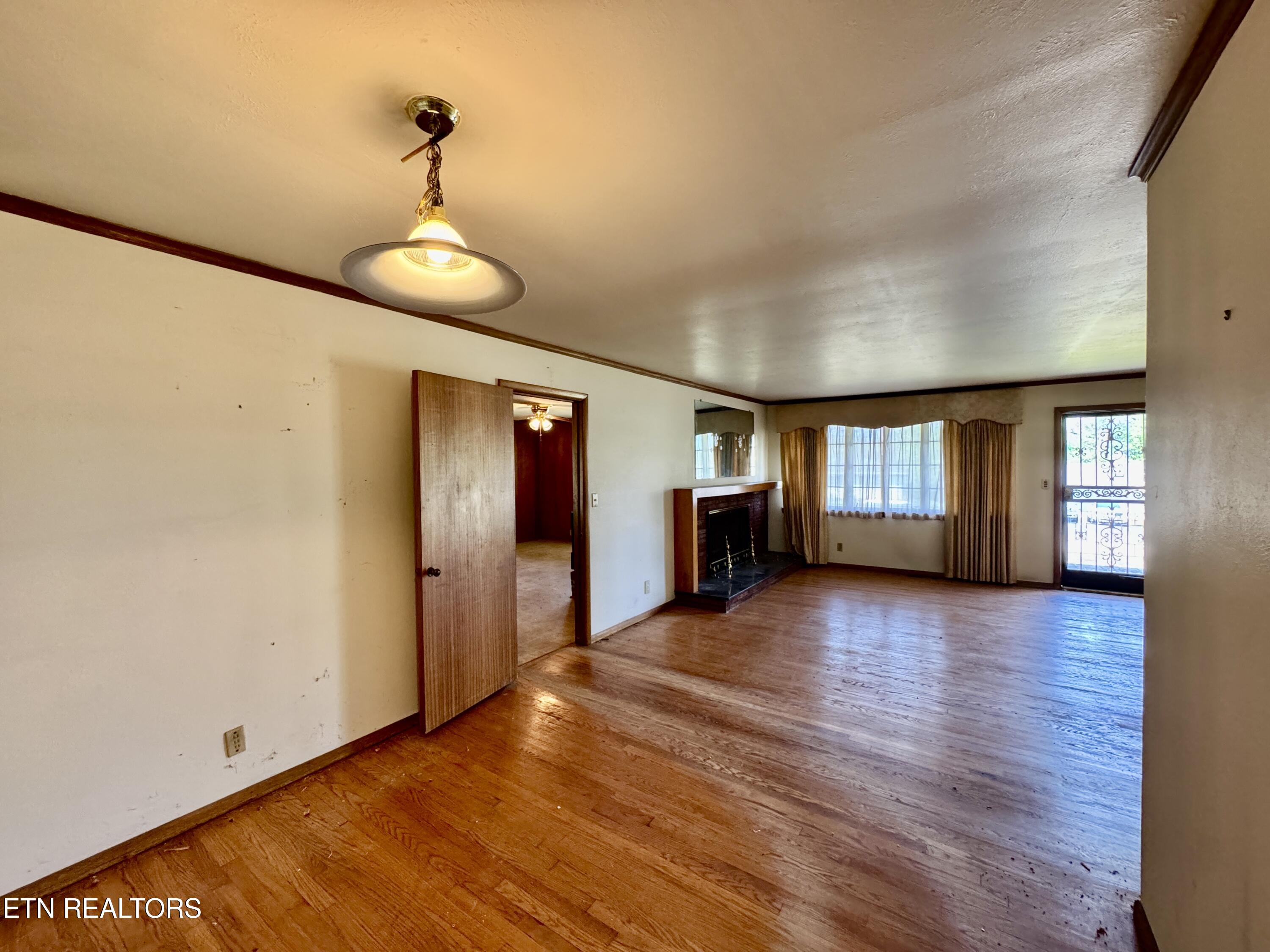7020 Downing Drive Knoxville TN 37909