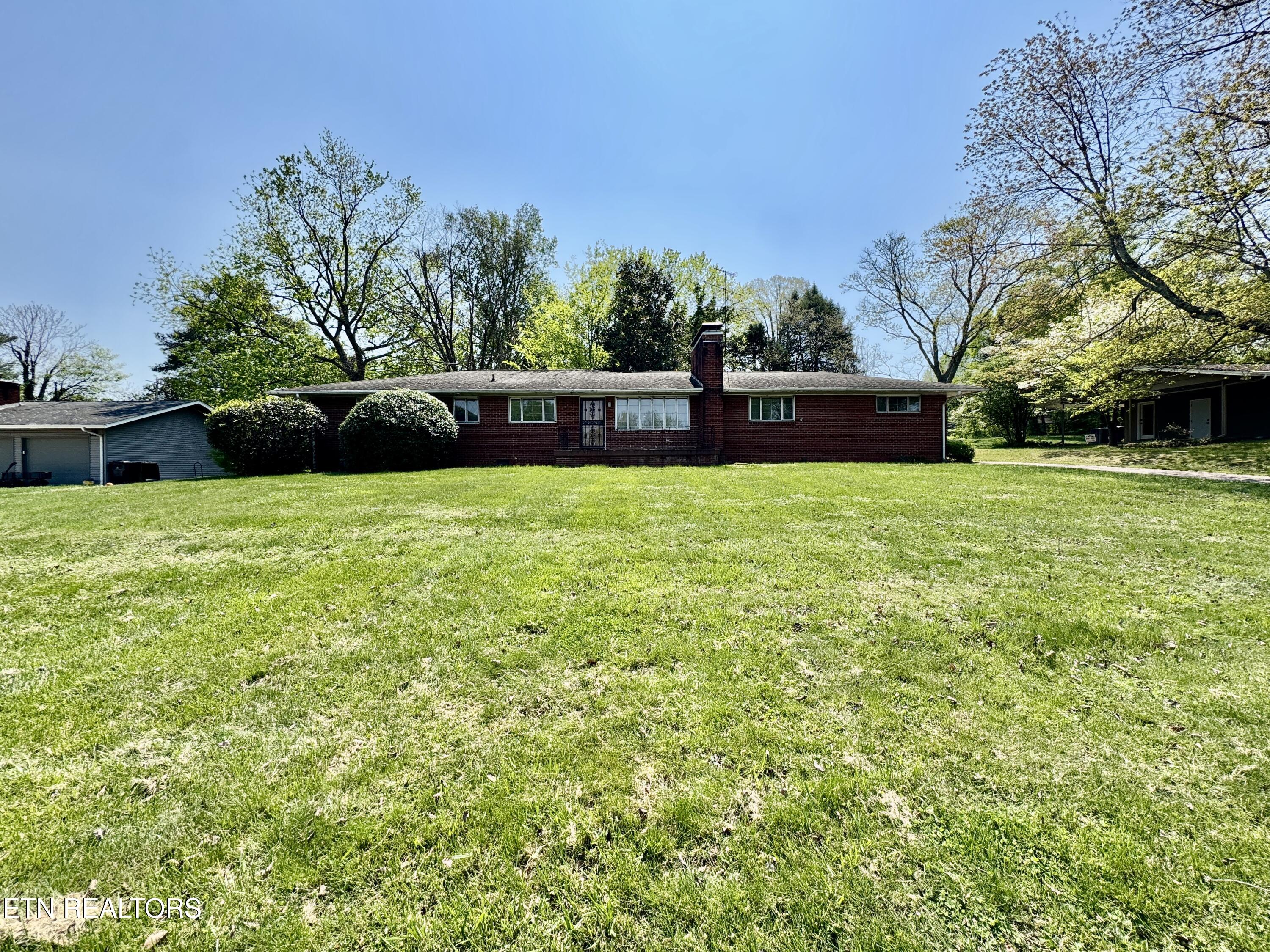 7020 Downing Drive Knoxville TN 37909