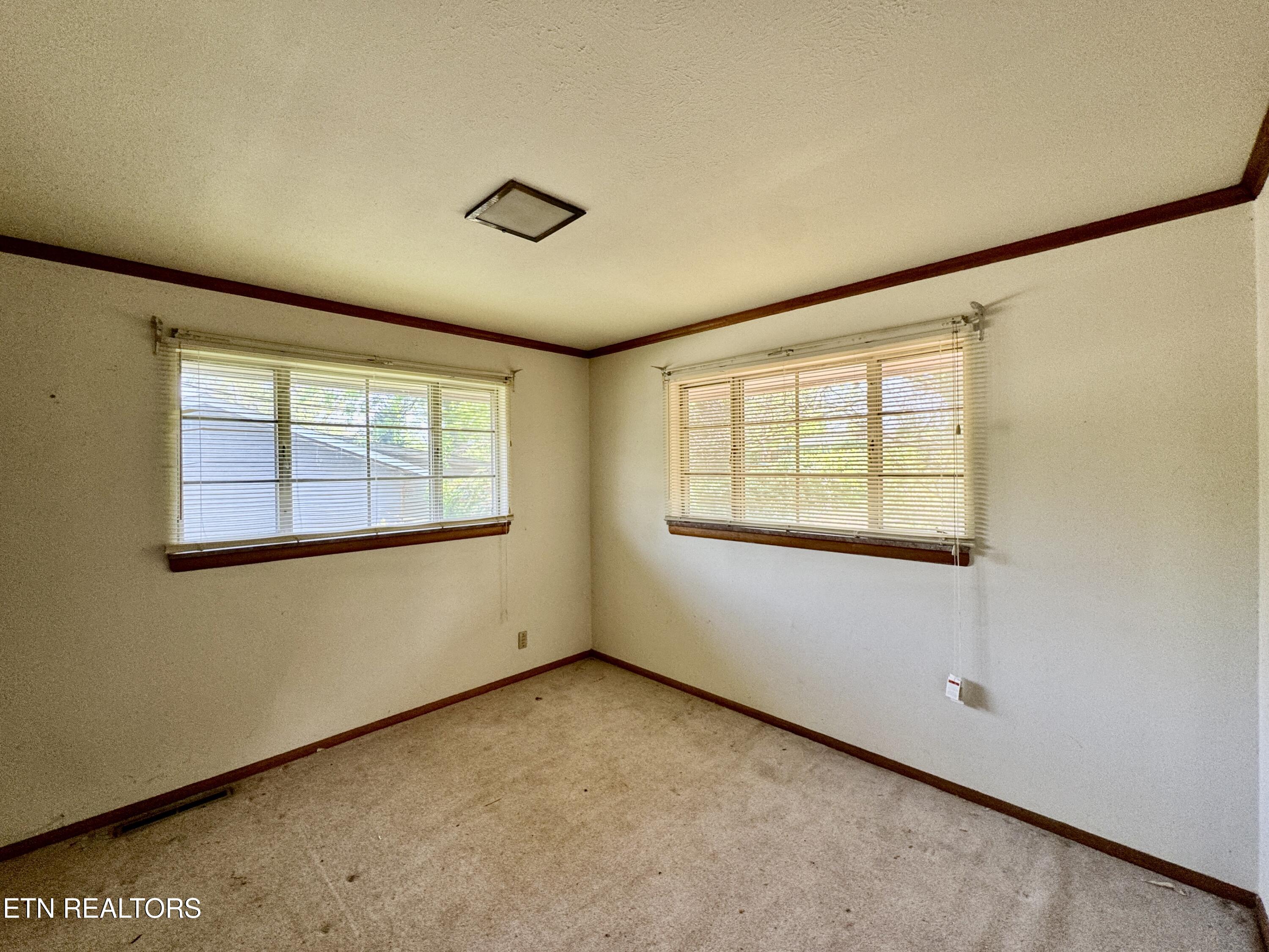 7020 Downing Drive Knoxville TN 37909