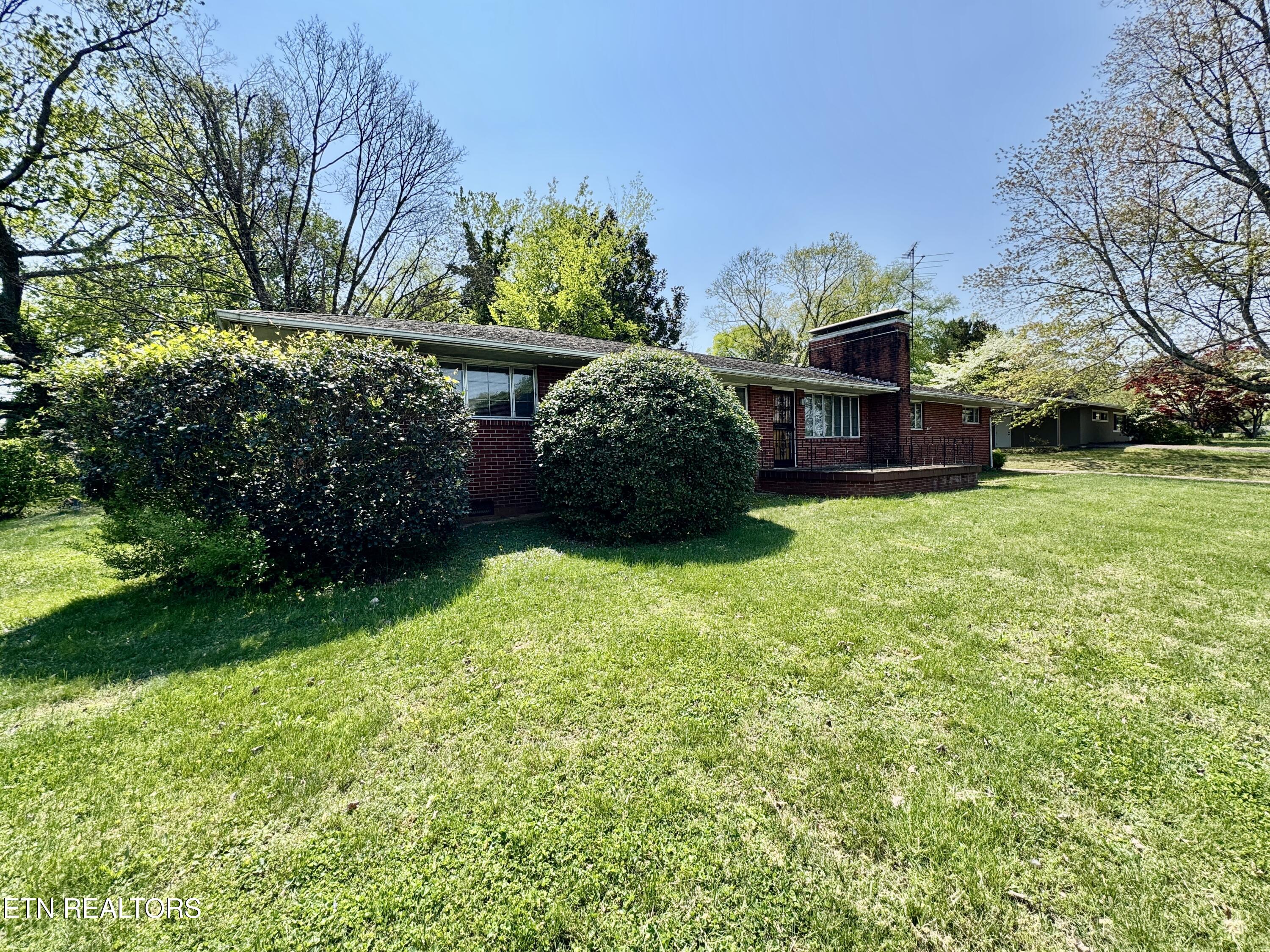 7020 Downing Drive Knoxville TN 37909