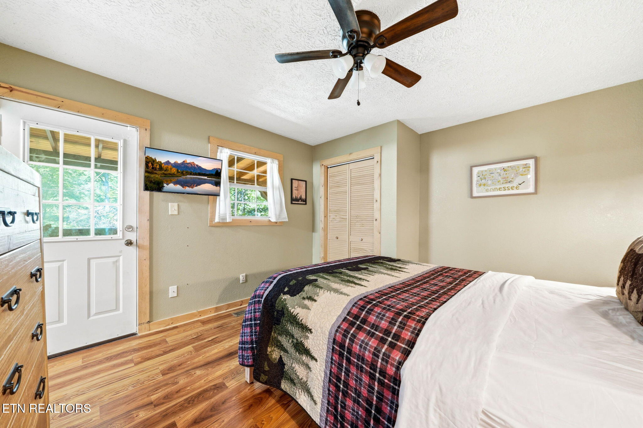 2230 Cove Creek Drive Sevierville TN 37862