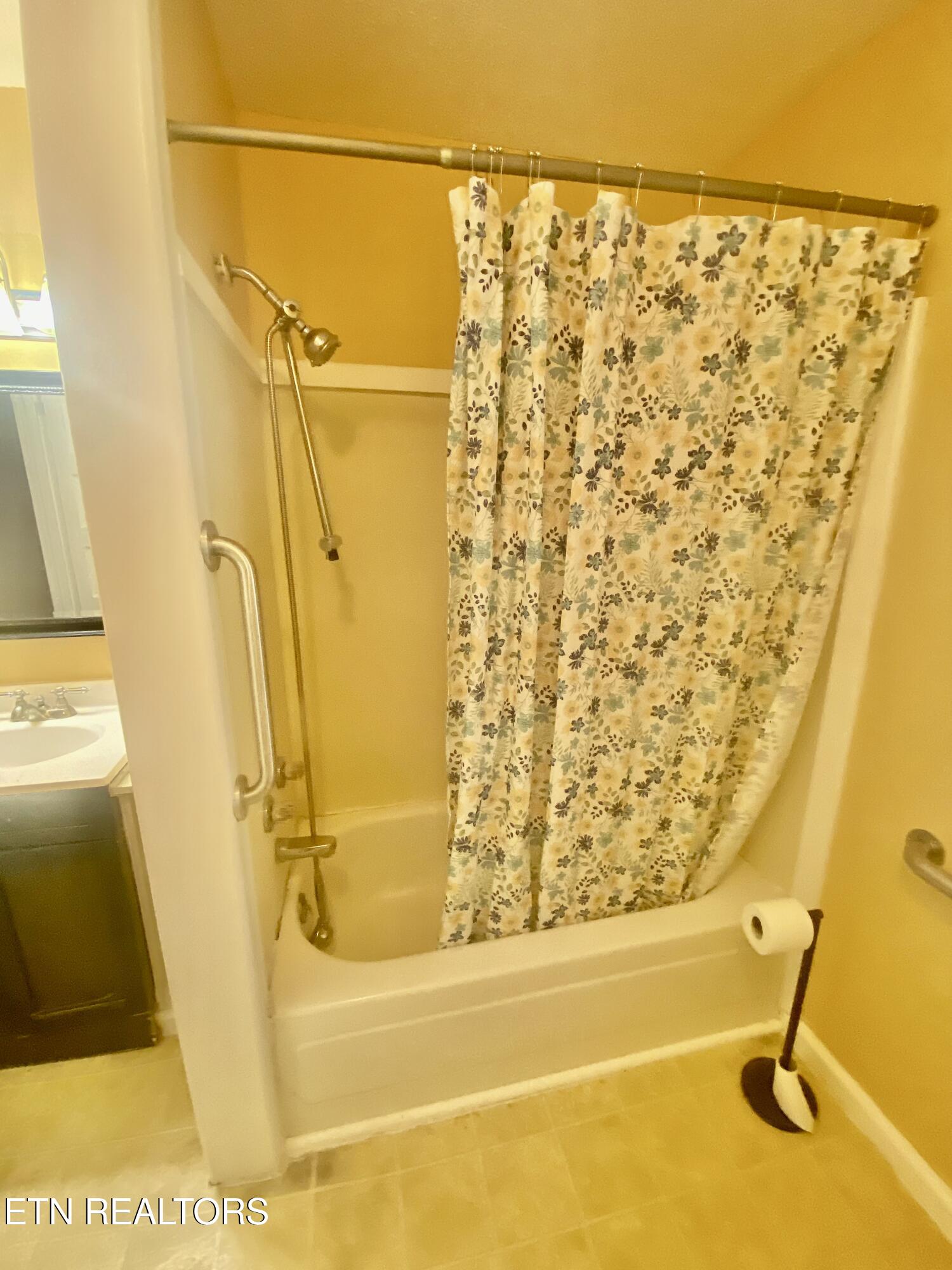 1825 Newman Town Road Pigeon Forge TN 37862